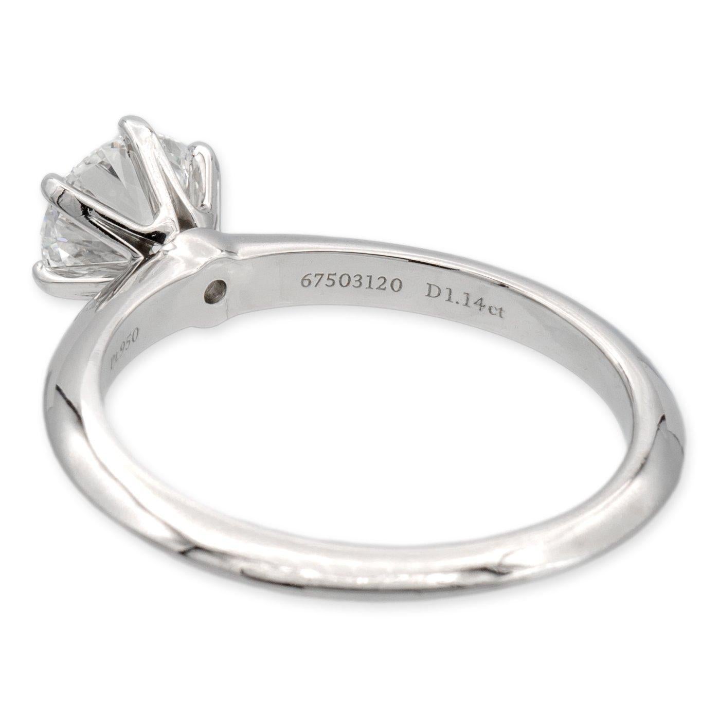Tiffany and Co. Bague de fiançailles solitaire en platine avec diamant rond de 1,14 carat GVS2 Excellent état - En vente à New York, NY