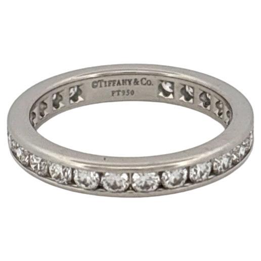 Tiffany and Co. PT950 Bague d'éternité en platine avec diamant de 0,75 carat Bon état - En vente à Sewickley, PA