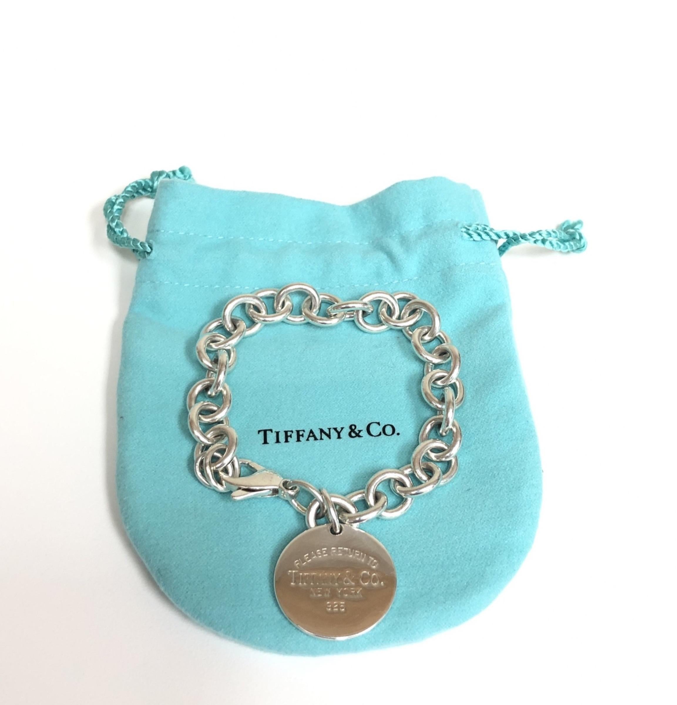 Contemporary Tiffany and Co Return to Tiffany Sterling Silver Round Tag Link Bracelet