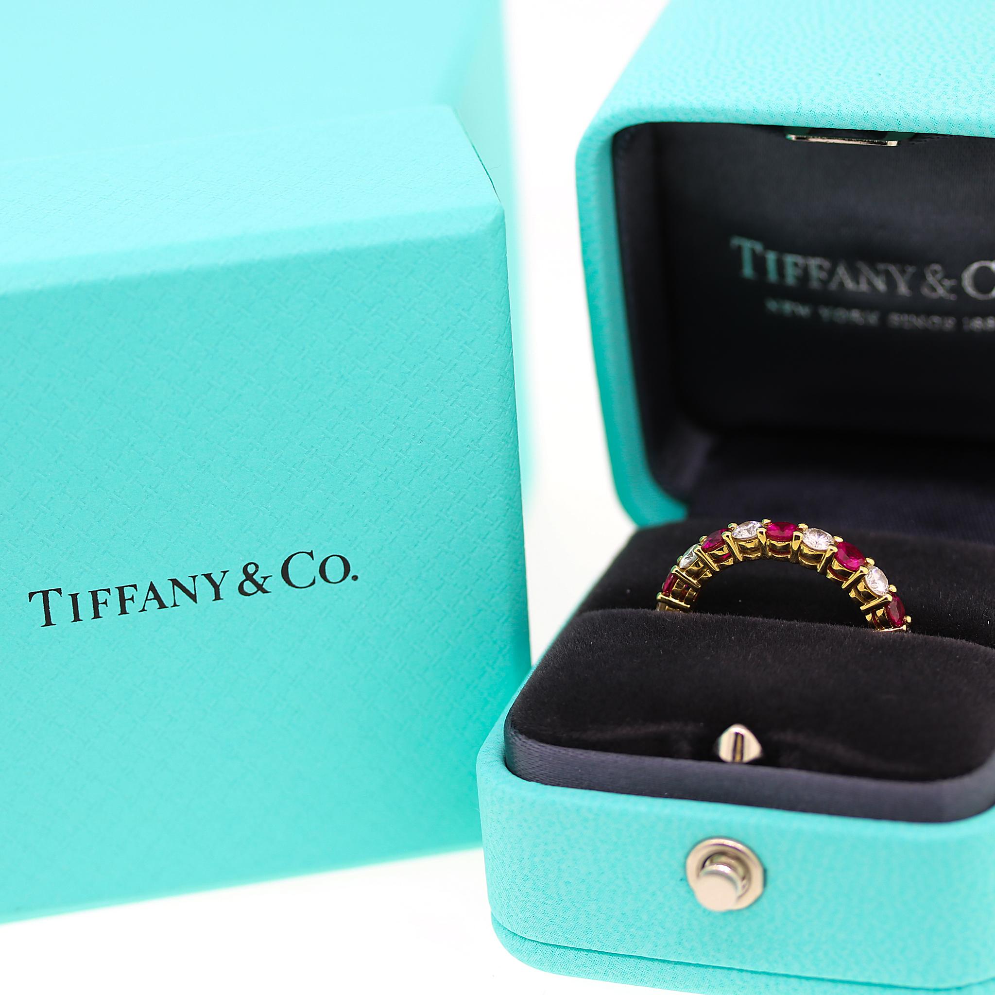 Tiffany and Co. Bague rubis et diamant Forever en vente 2