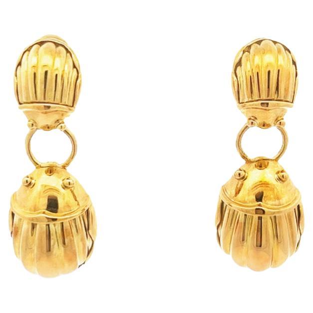 Tiffany and Co. Scarab Beetle 18k Gold Dangle Drop Earrings, circa 1993