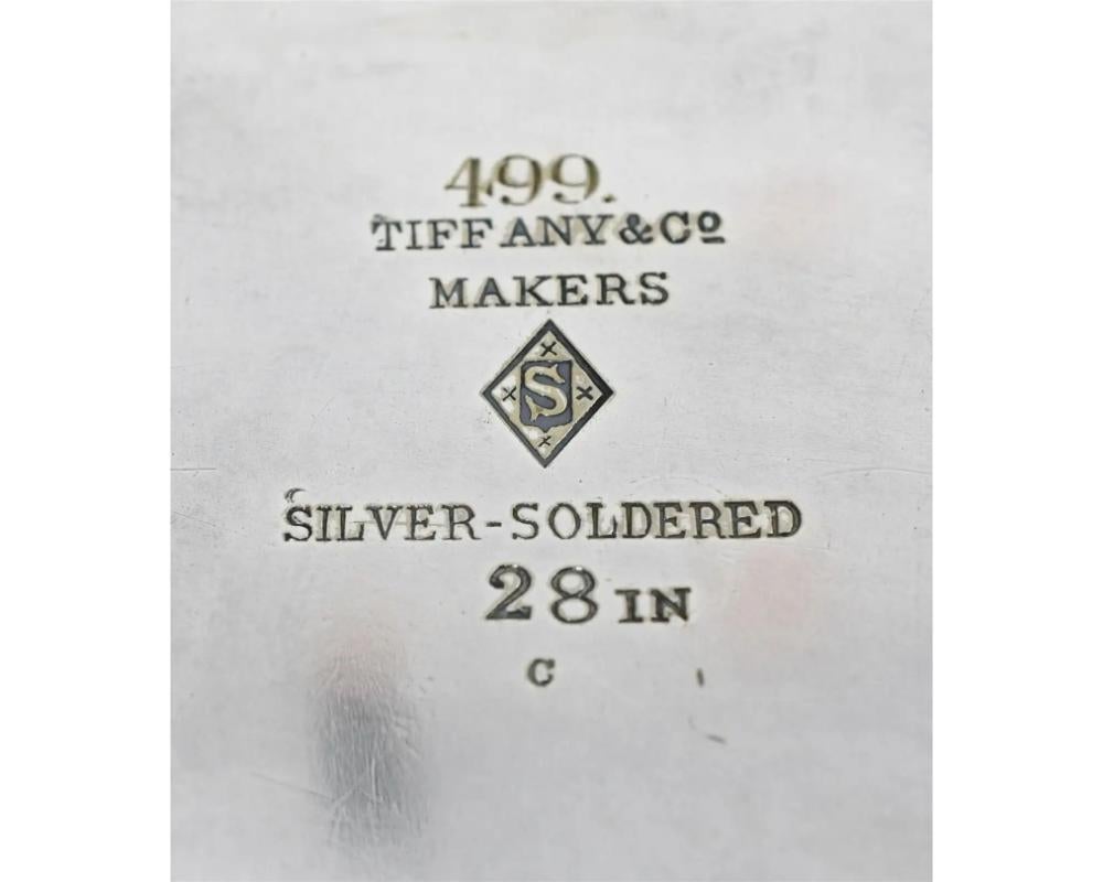 Tiffany und Co. Versilbertes Tablettteller aus Silber von Edward Moore: Ein massives und seltenes Tablett im Angebot 1