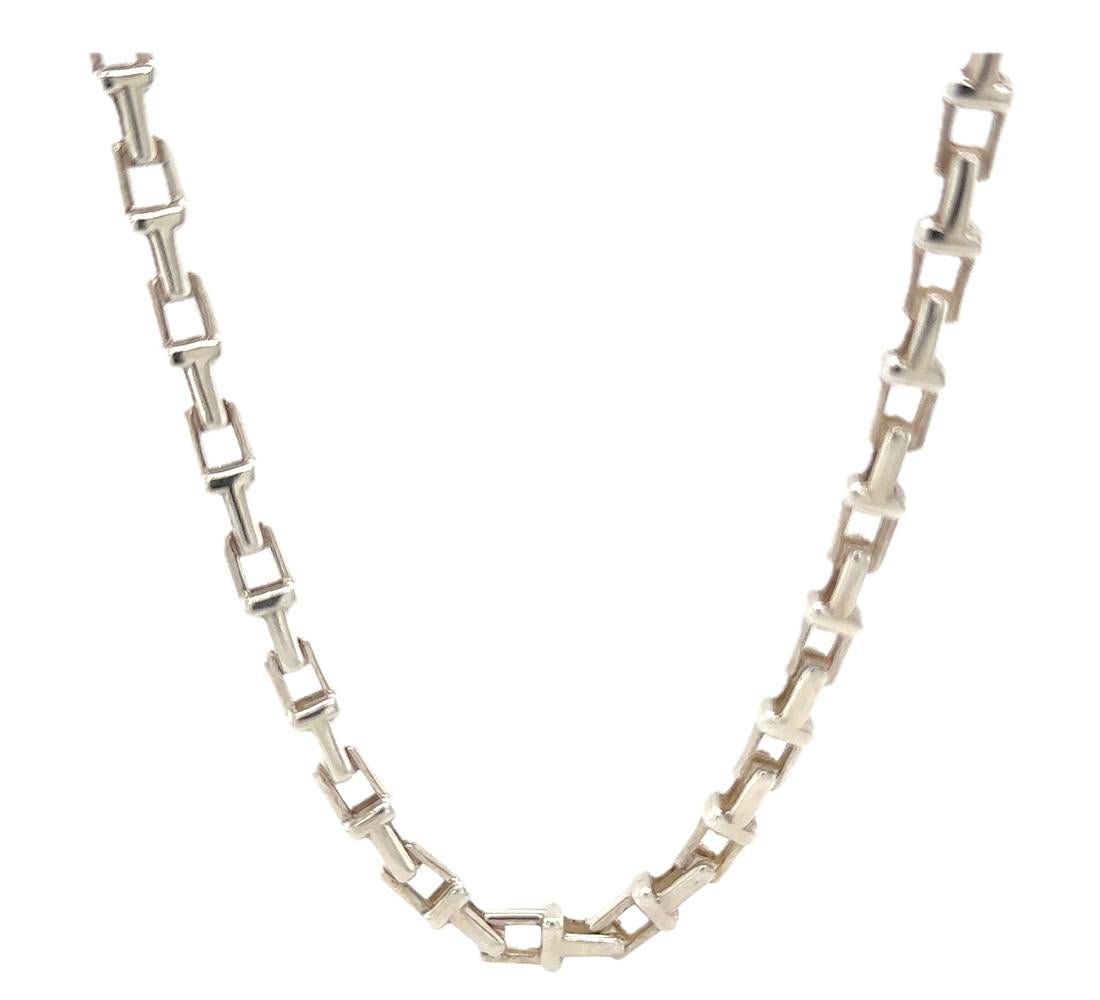 Tiffany and Co Small T Square Chain Necklace (RARE) In Excellent Condition In SYDNEY, NSW