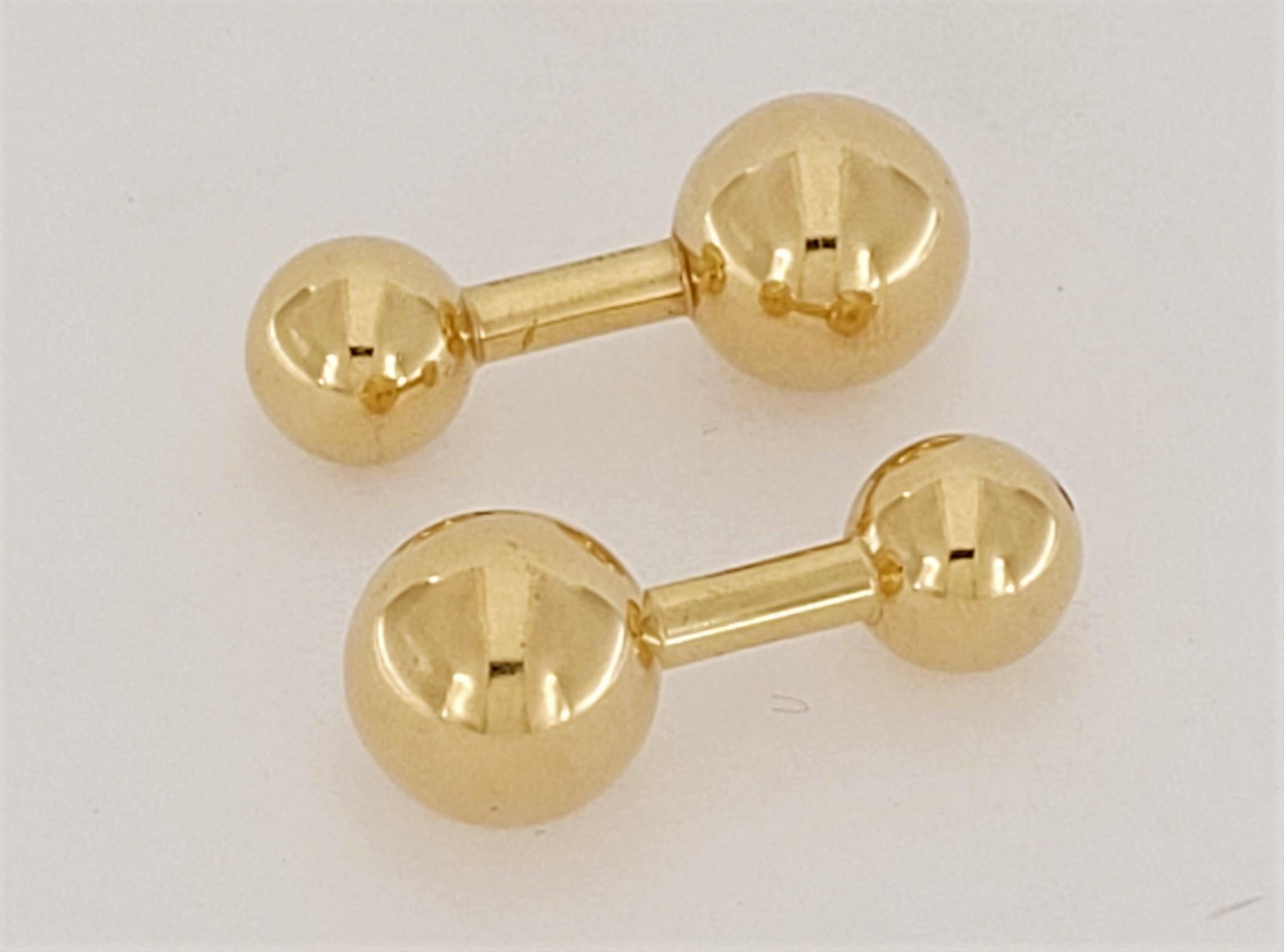 Tiffany and Co Solid Yellow Gold Ball Cufflinks 1.10 Inch Long In Excellent Condition For Sale In New York, NY