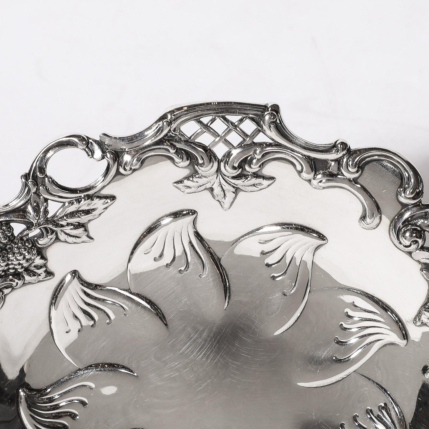 Tiffany und Co. Tazza „Schwarzbeerbeer“ aus Sterlingsilber im Zustand „Hervorragend“ im Angebot in New York, NY