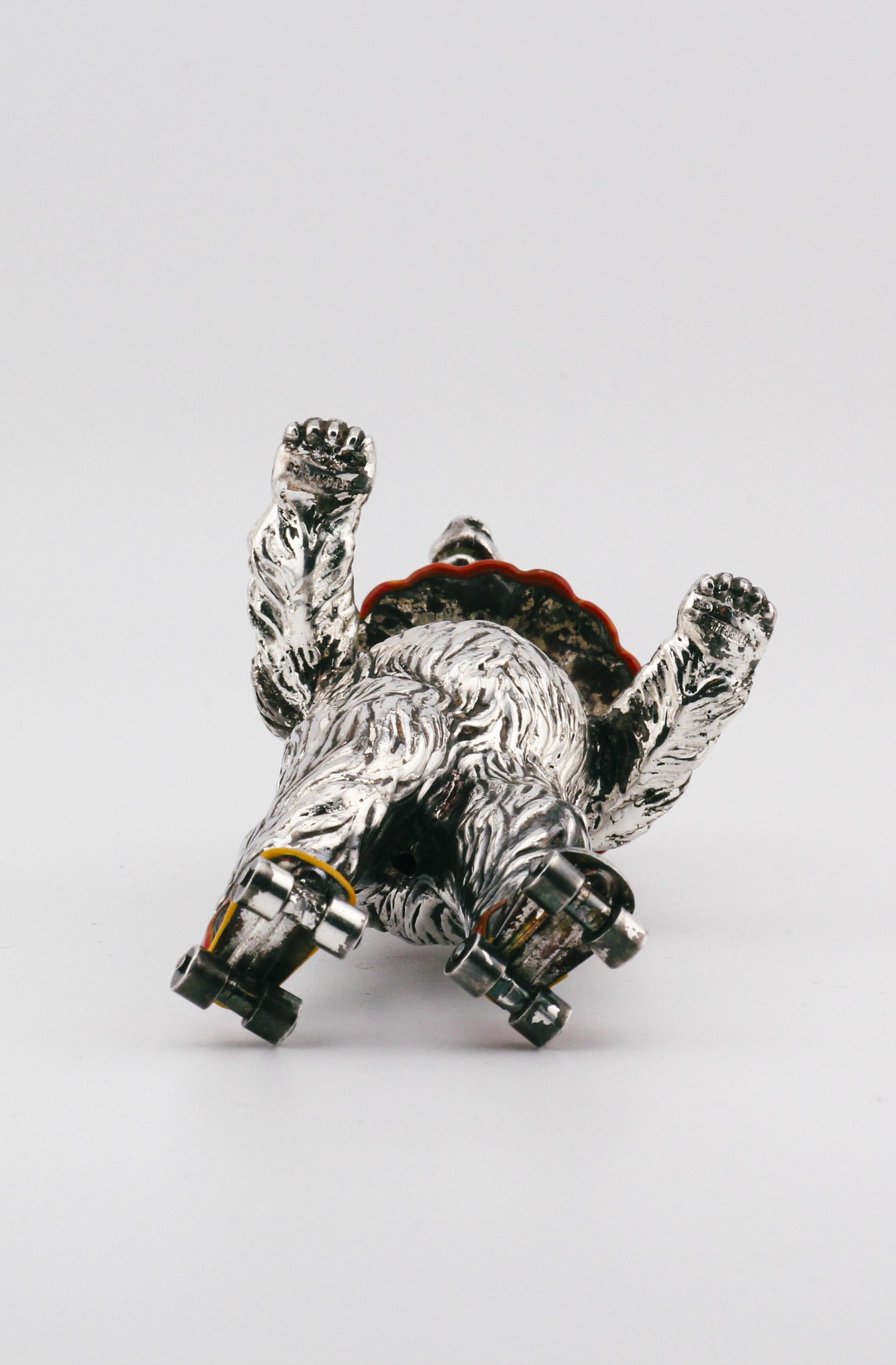 Tiffany and Co. Figurine d'ours de cirque sur patins à roulettes en argent sterling émaillé en vente 3