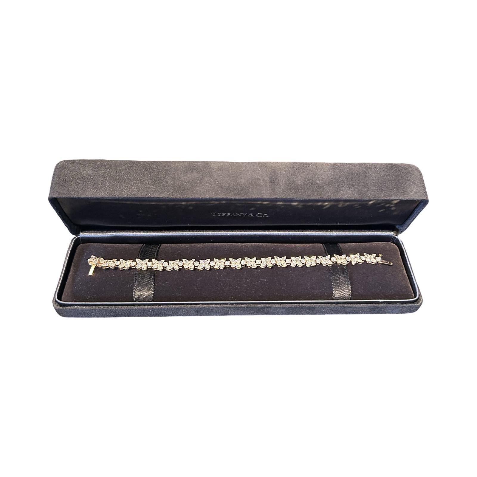 Tiffany and Co. Victoria Cluster Rosegold Bracelet 6.25 ct en Bueno estado para la venta en Miami, FL