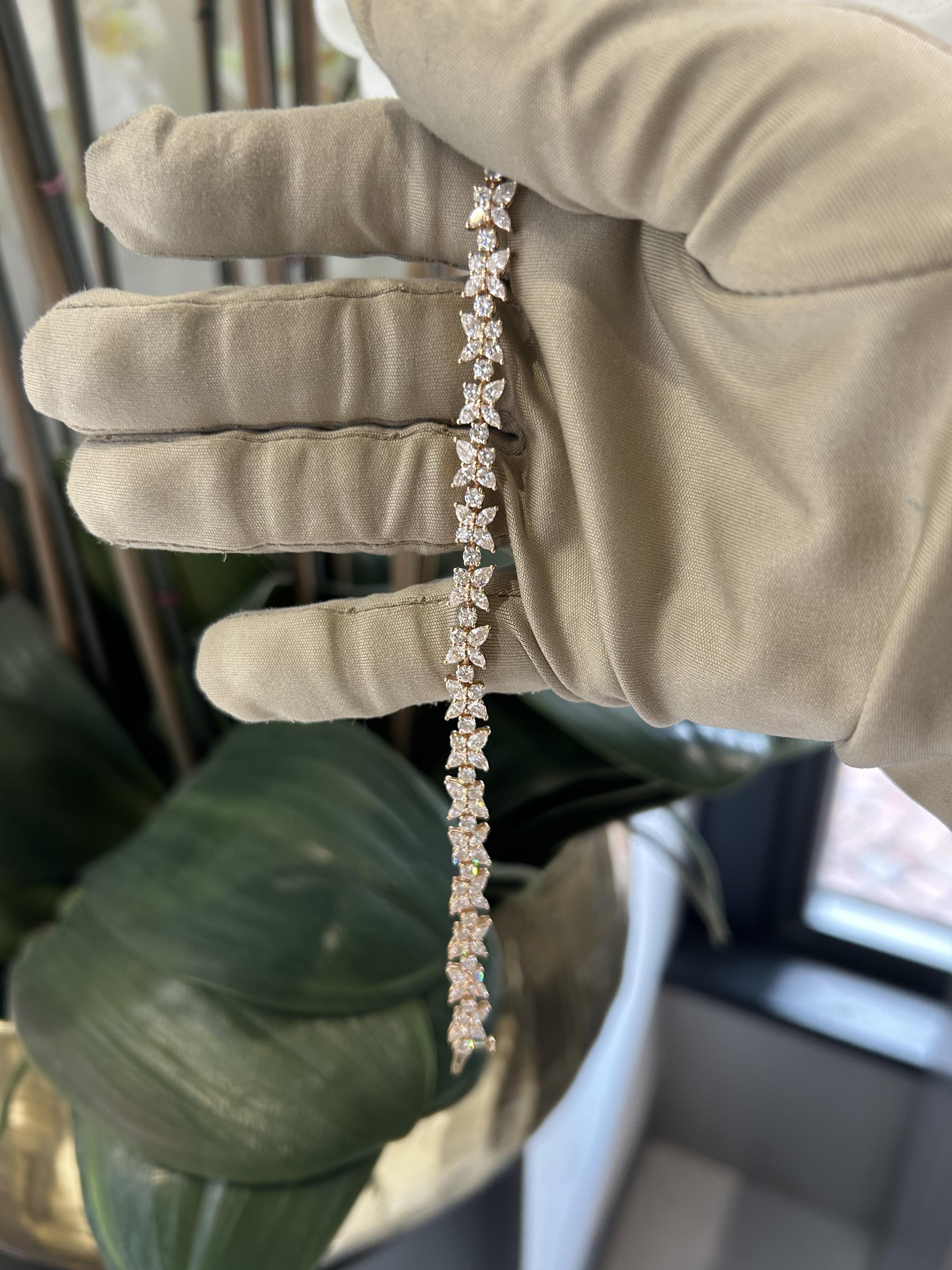 Tiffany and Co. Victoria Cluster Rosegold Bracelet 6.25 ct en venta 3