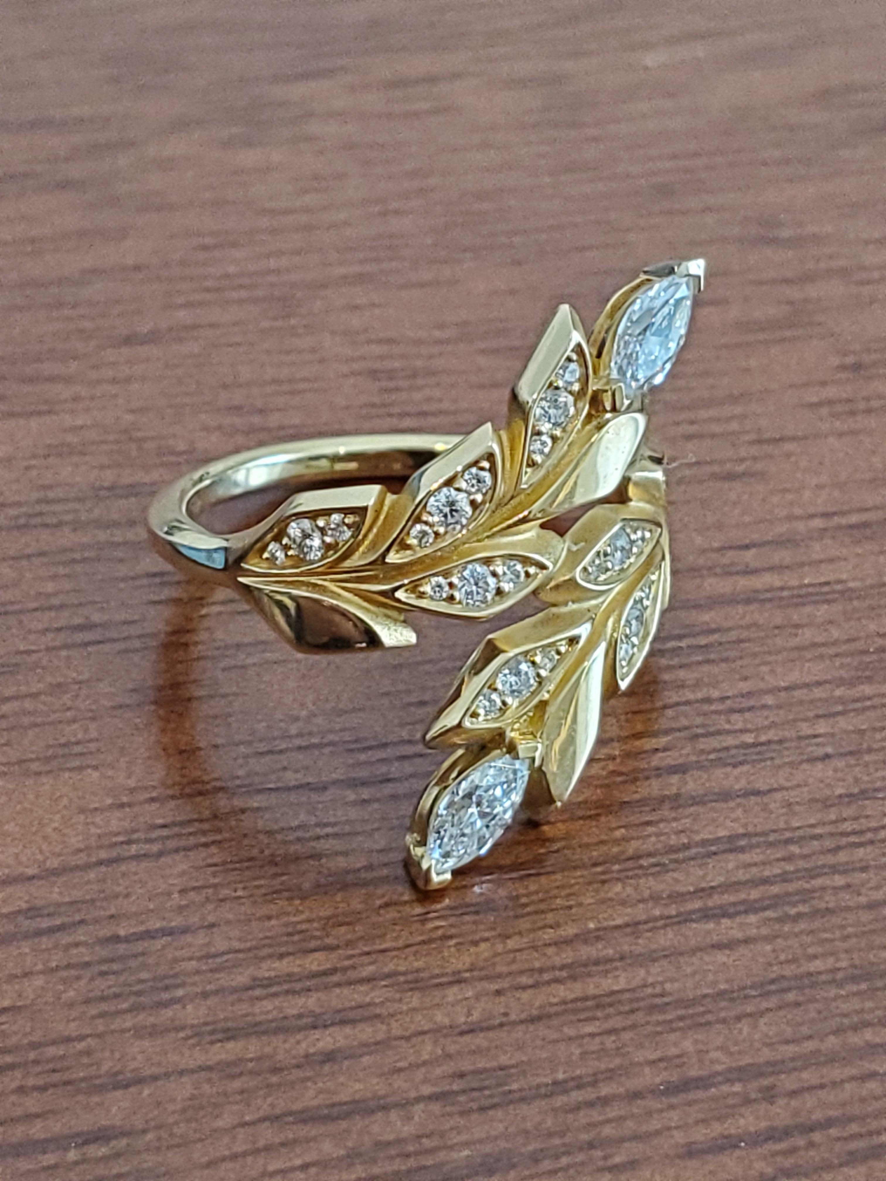 Tiffany and Co. Bague Victoria Vine Bypass authentique en or jaune 18 carats avec diamants Pour femmes en vente