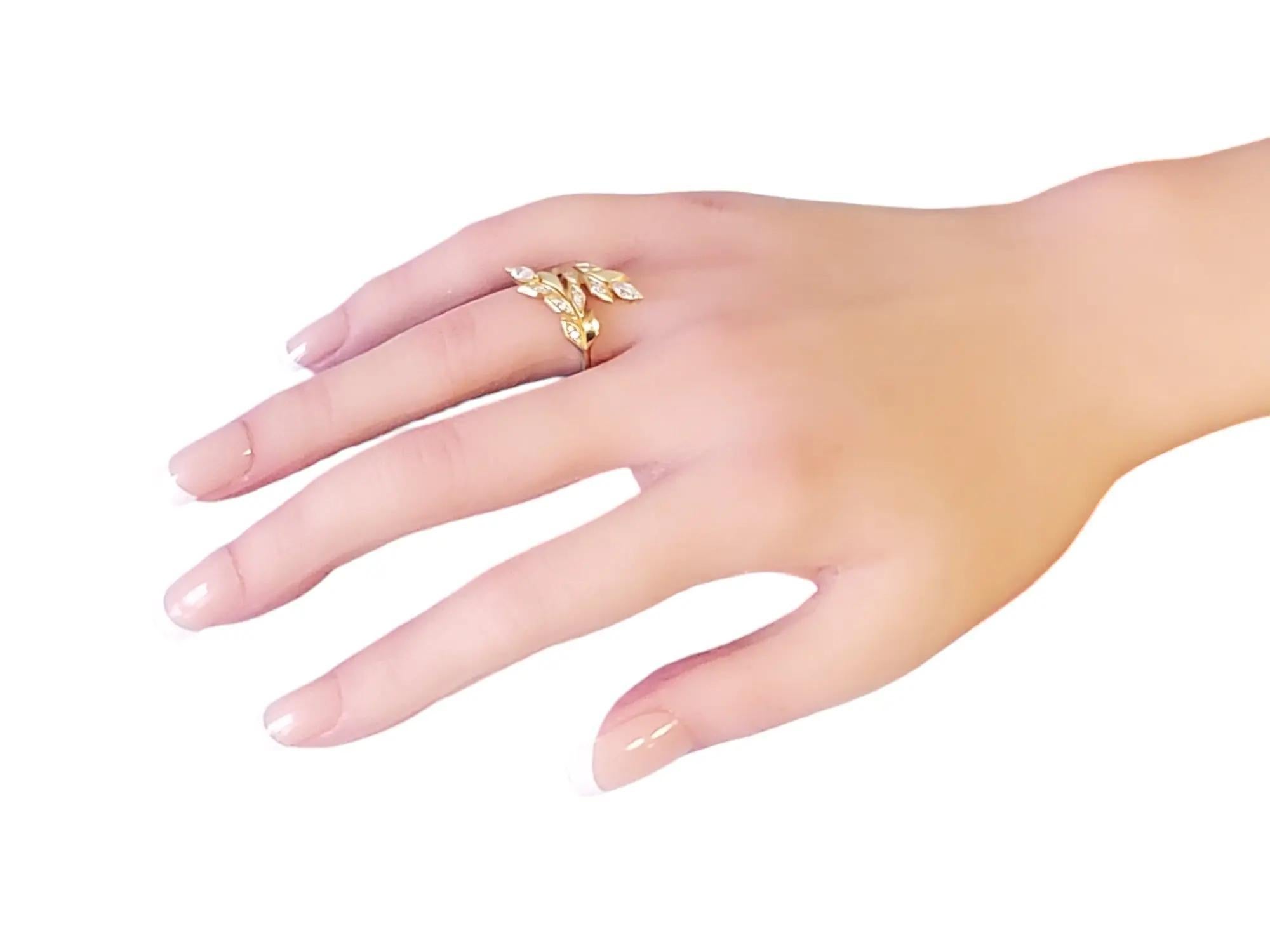 Tiffany and Co. Bague Victoria Vine Bypass authentique en or jaune 18 carats avec diamants en vente 2