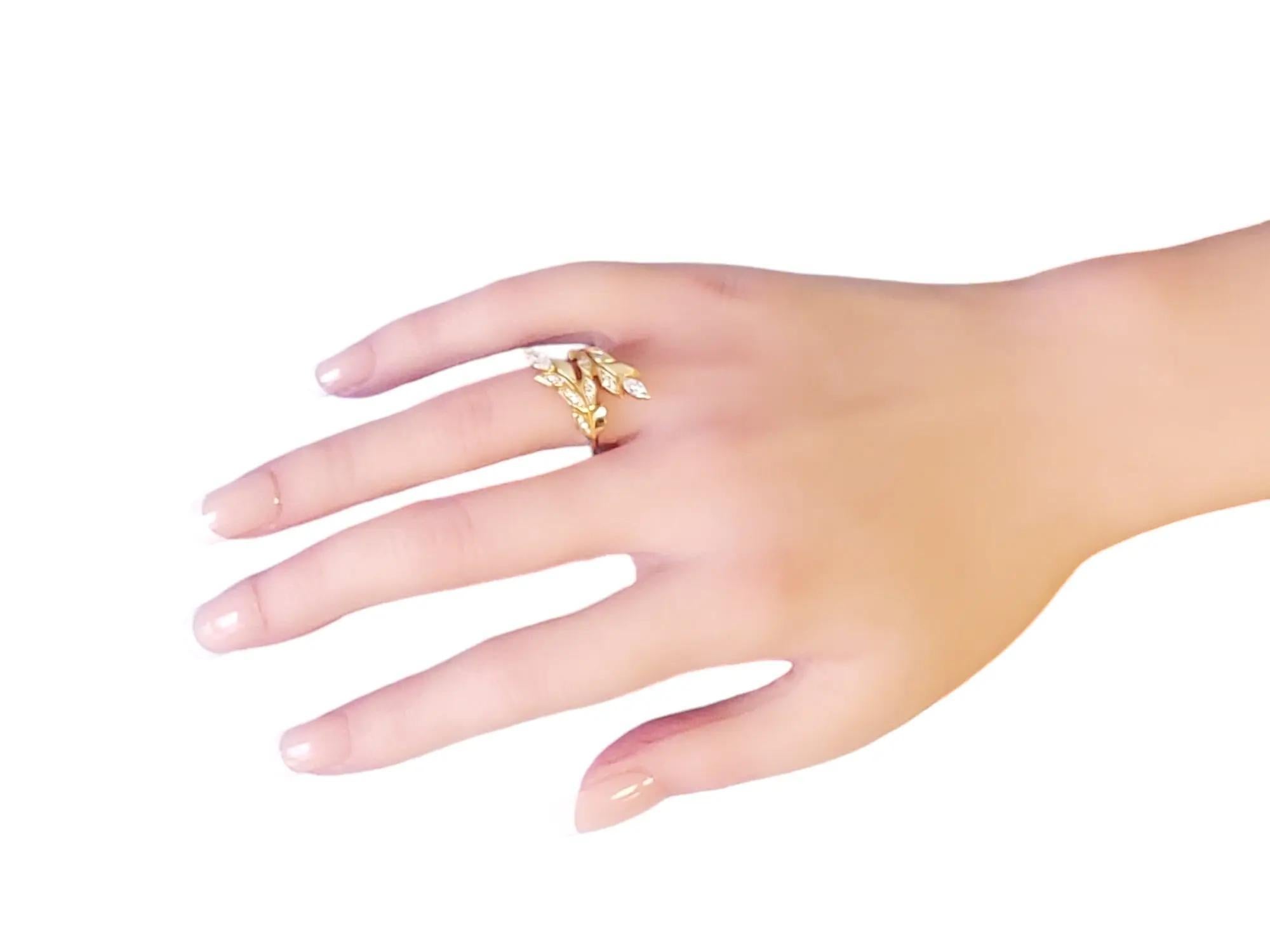 Tiffany and Co. Bague Victoria Vine Bypass authentique en or jaune 18 carats avec diamants en vente 4