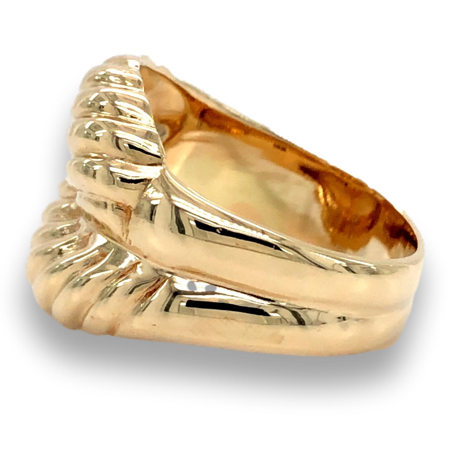 14k gold croissant ring