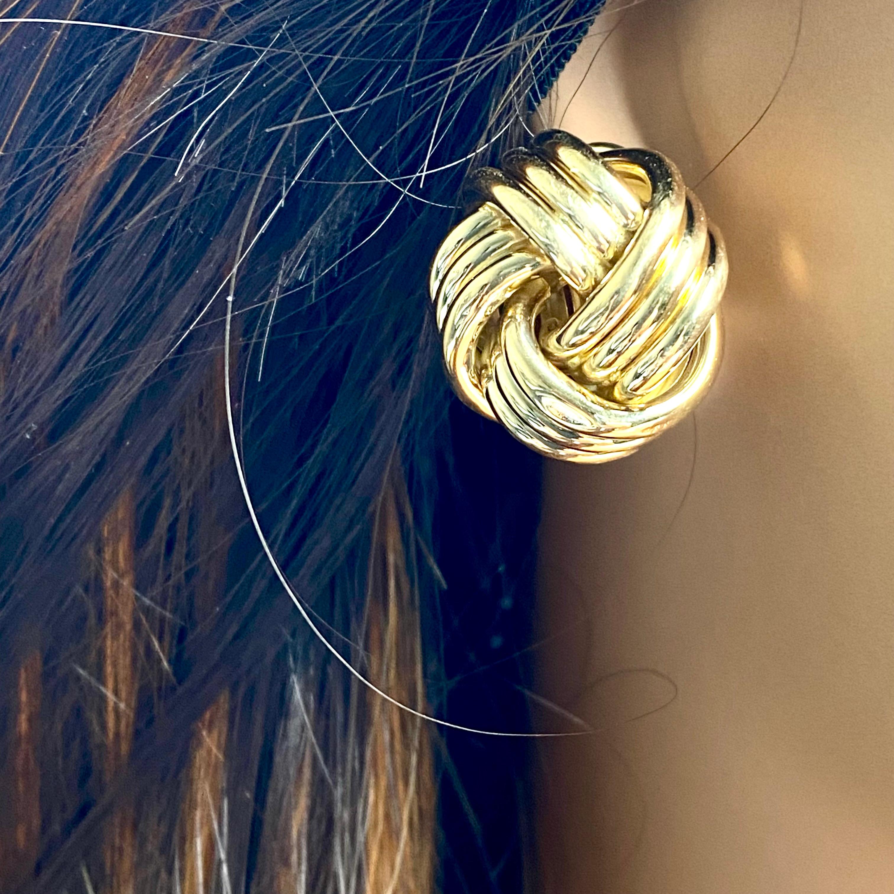 Tiffany & Co Vintage 18 Yellow Gold Knot Clips Earrings 1.15 Inch Wide en vente 2
