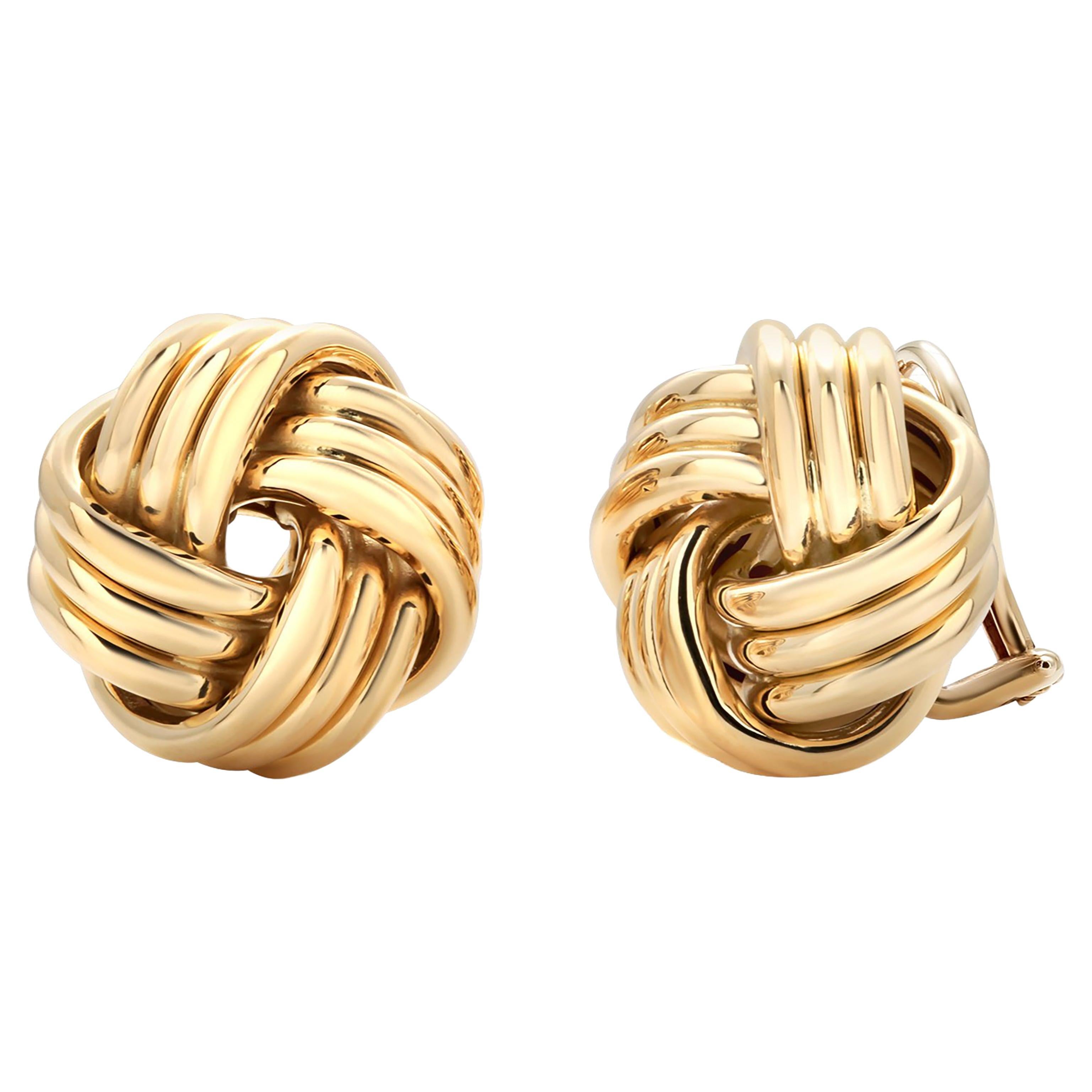 Tiffany and Co Vintage 18 Yellow Gold Knot Clip On Earrings 1.15 Inch Wide For Sale