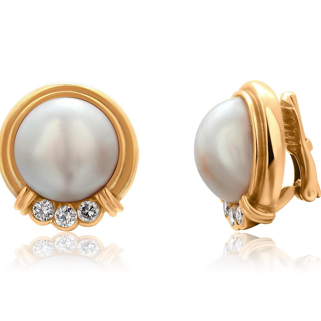 Tiffany and Co. Vintage 18K Gold Pearl Ear Clips Diamond Accents 20th Century 7