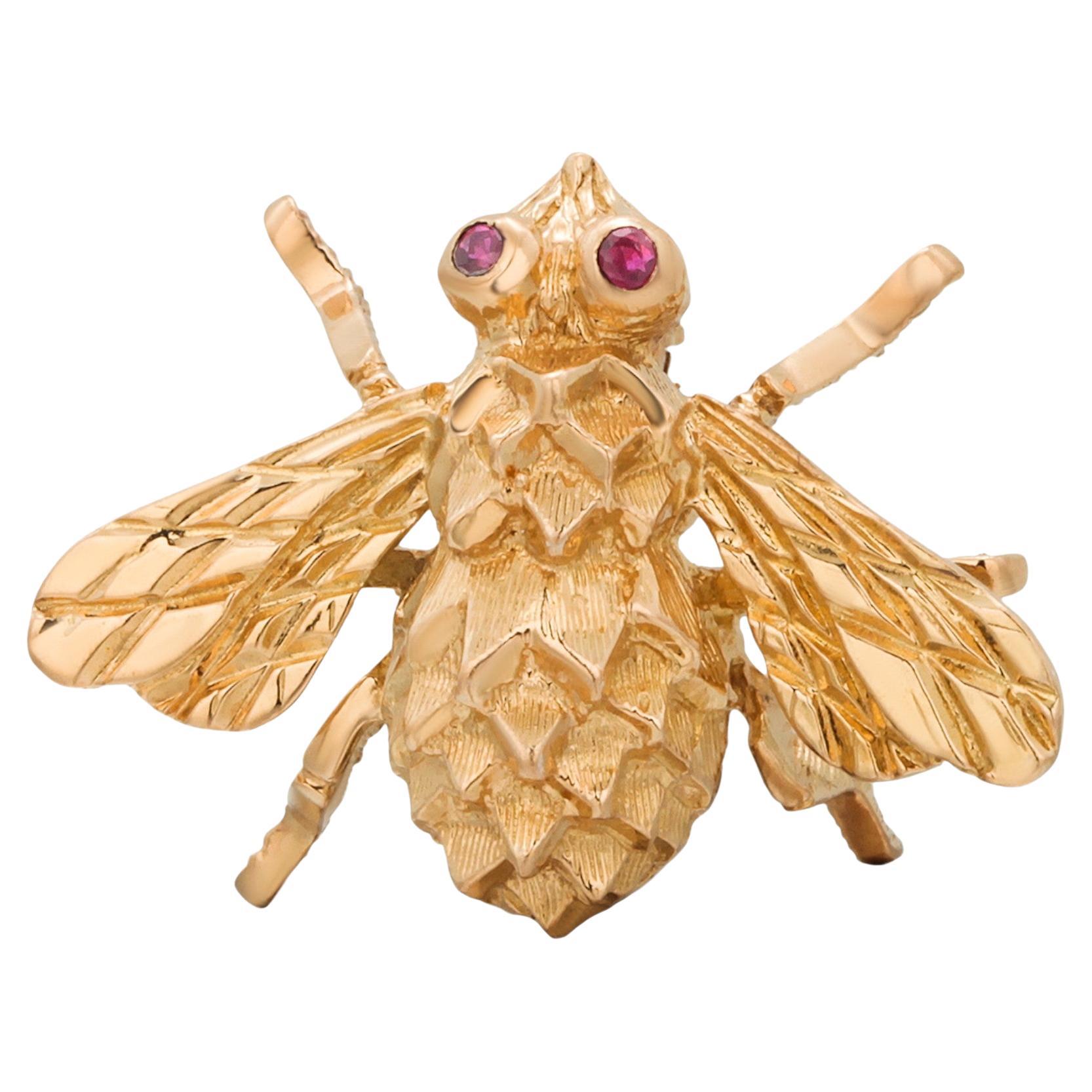 Tiffany and Co Vintage 18K Yellow Gold Bee Brooch with Ruby Eyes