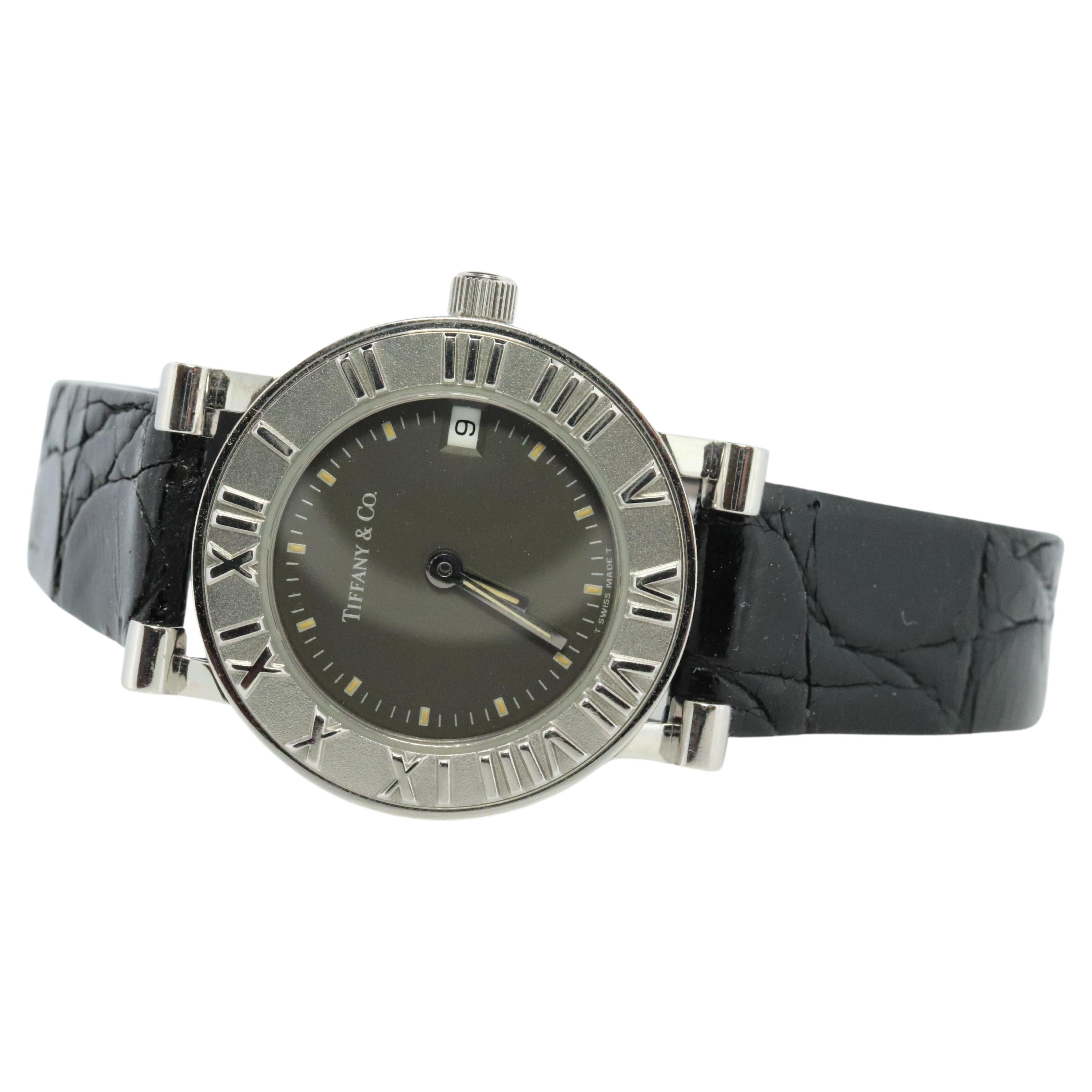 Reloj Tiffany and Co. Reloj de pulsera Tiffany Atlas Date Cuarzo 25mm para mujer en venta en 1stDibs