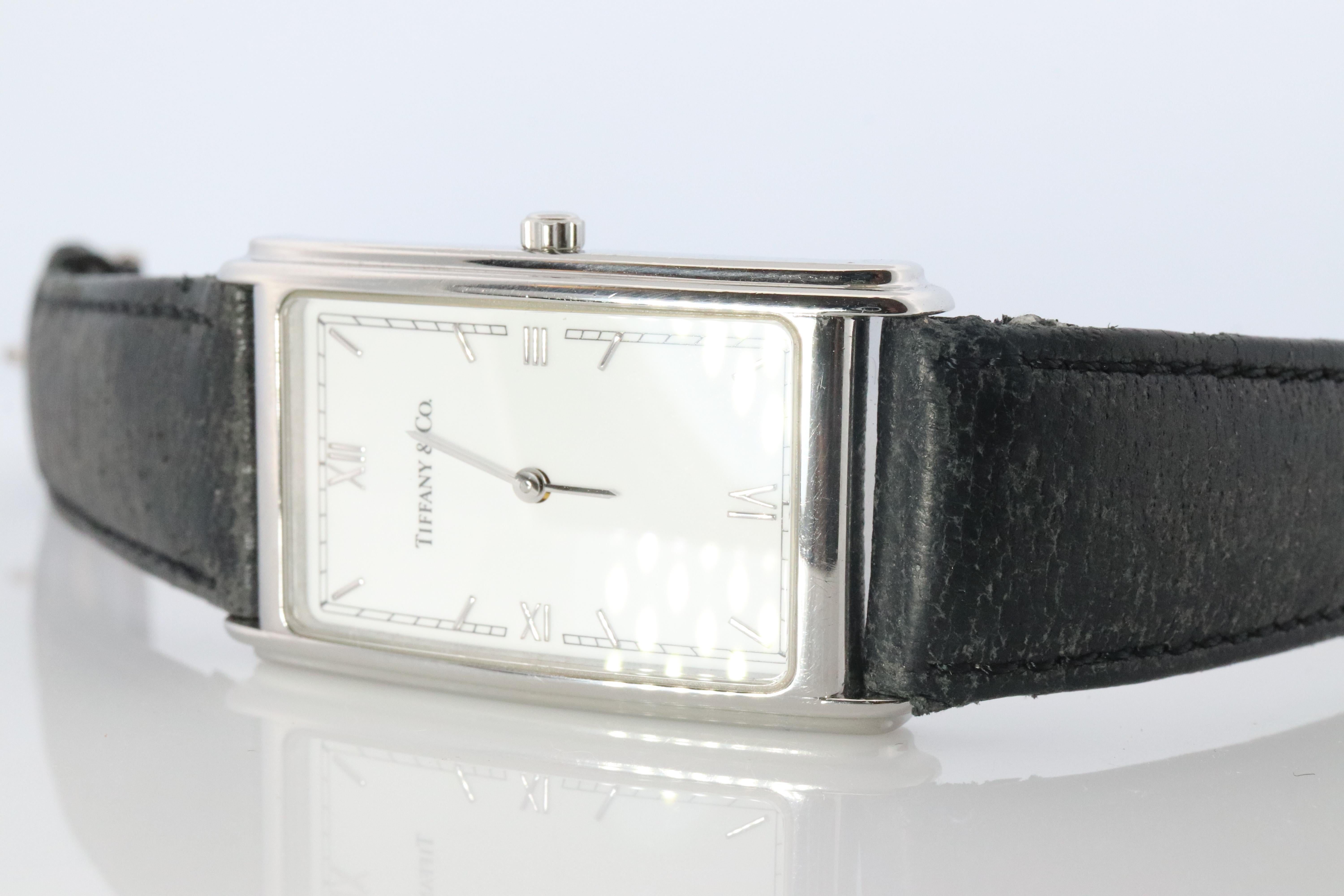 Moderno Orologio Tiffany & Co. Orologio Tiffany M241 Tank al quarzo. Portafoglio quadrato AT&T. in vendita