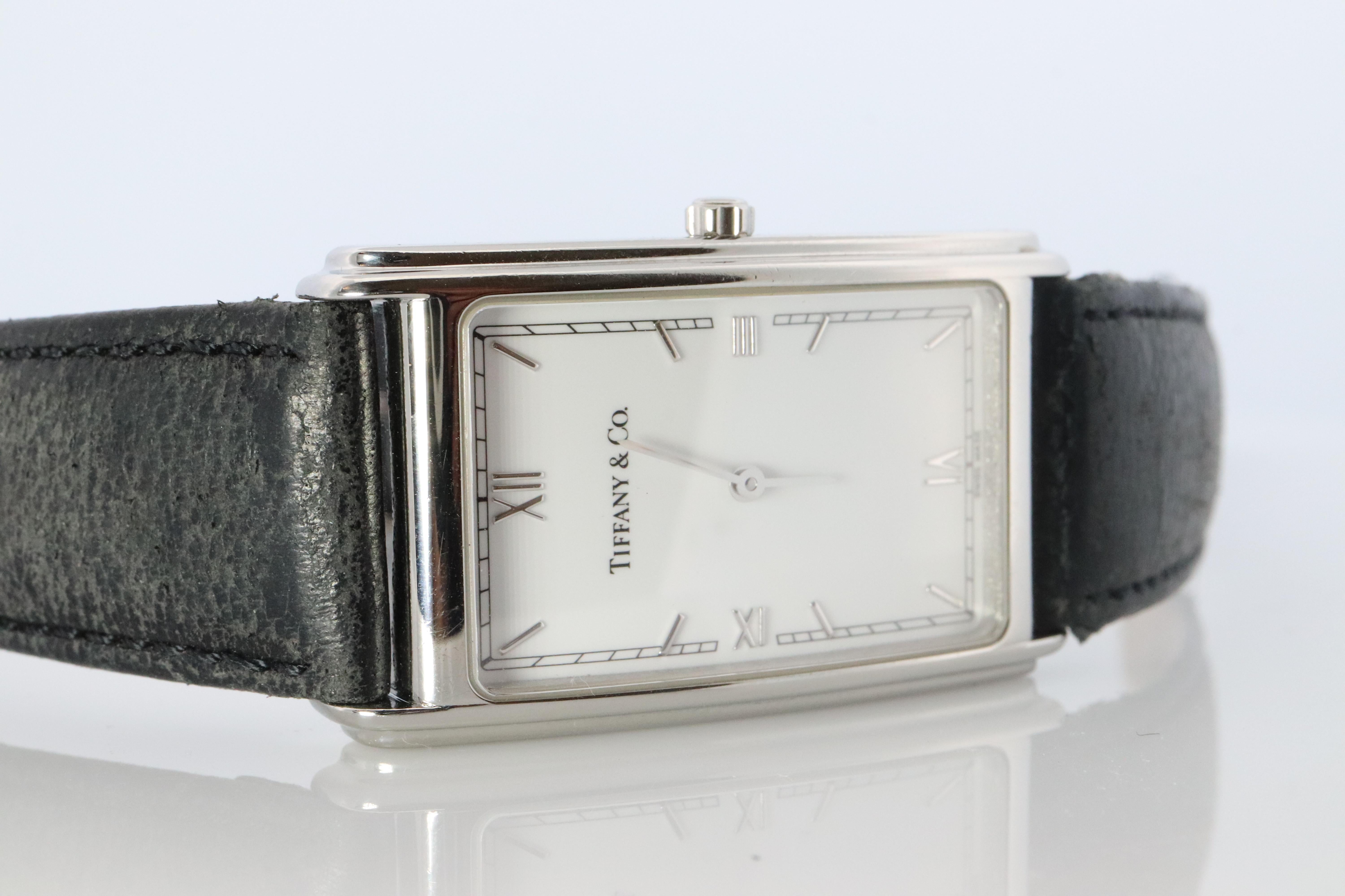 Orologio Tiffany & Co. Orologio Tiffany M241 Tank al quarzo. Portafoglio quadrato AT&T. In condizioni buone in vendita a Port Charlotte, FL