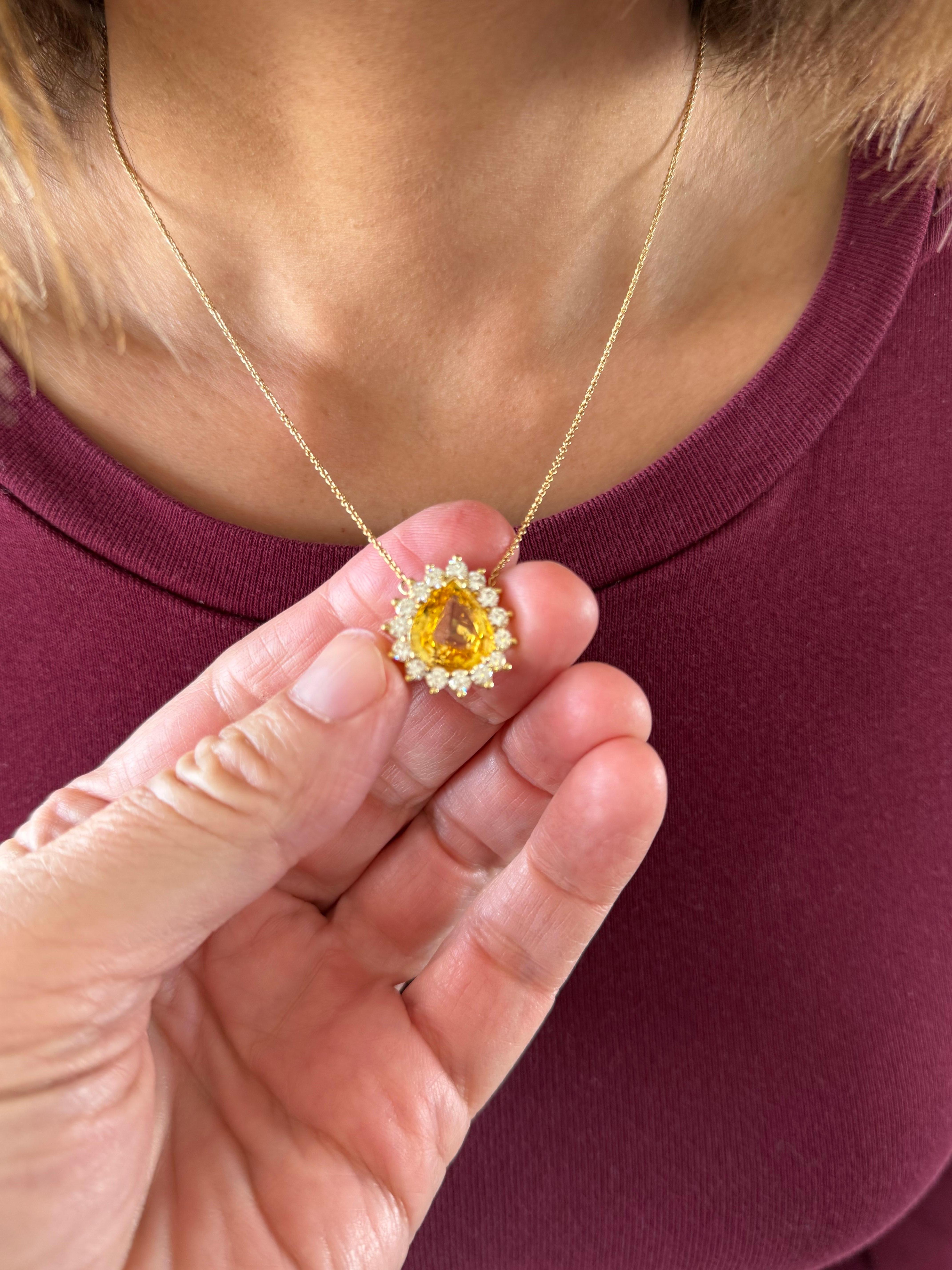 Collar colgante de zafiro amarillo y diamantes Tiffany and Co. en venta 8