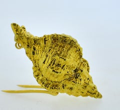 Tiffany & Co. 18 Karat Conch-Shell Motif Brooch, circa 1960