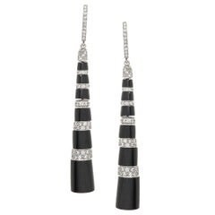 Boucles d'oreilles pendantes en platine:: diamant et jade noir de Tiffany & Co