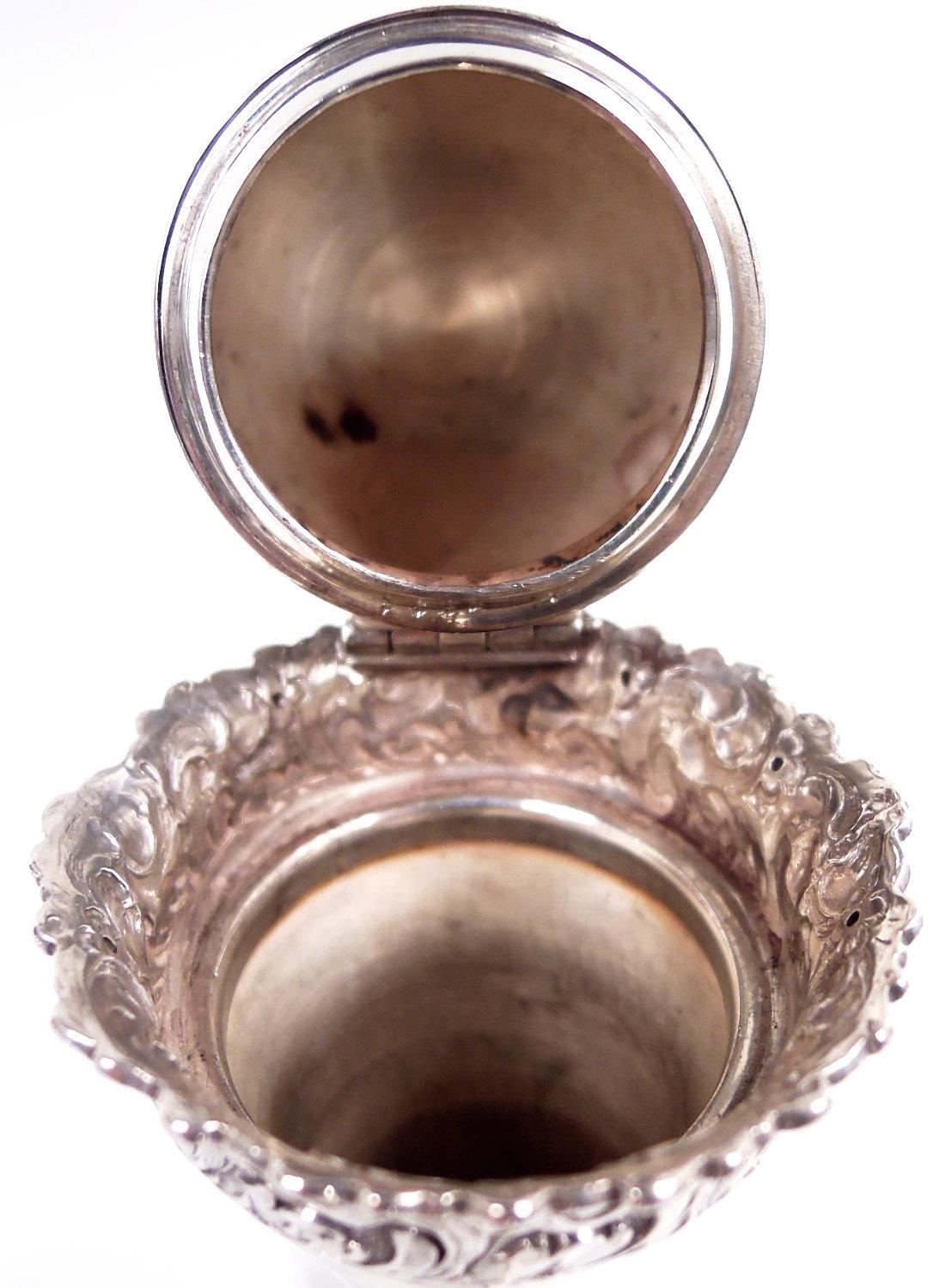 Set da caffè turco in argento massiccio Tiffany Art Nouveau con 3 pezzi su vassoio In condizioni buone in vendita a New York, NY