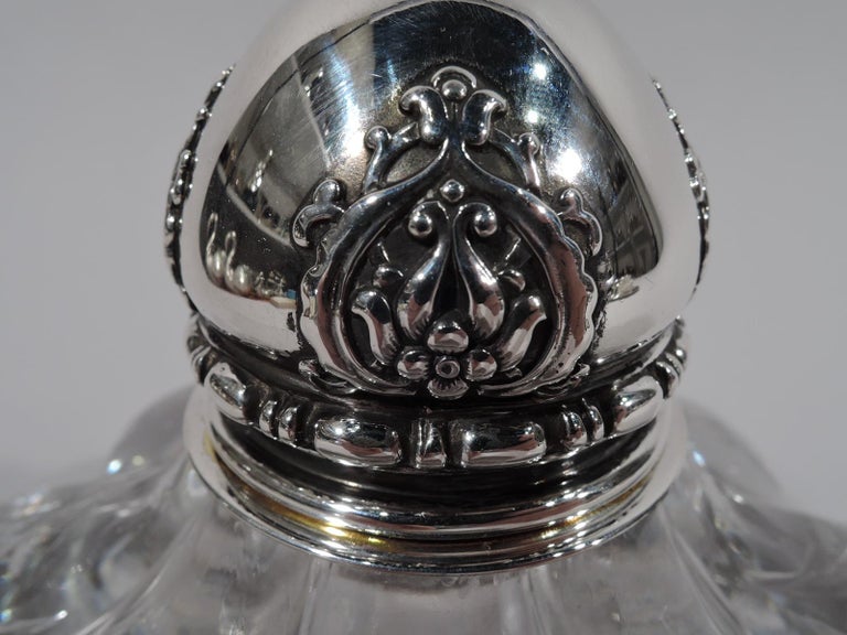 Tiffany & Co. Art Nouveau Sterling Silver and Engraved Glass Inkwell In Excellent Condition For Sale In New York, NY