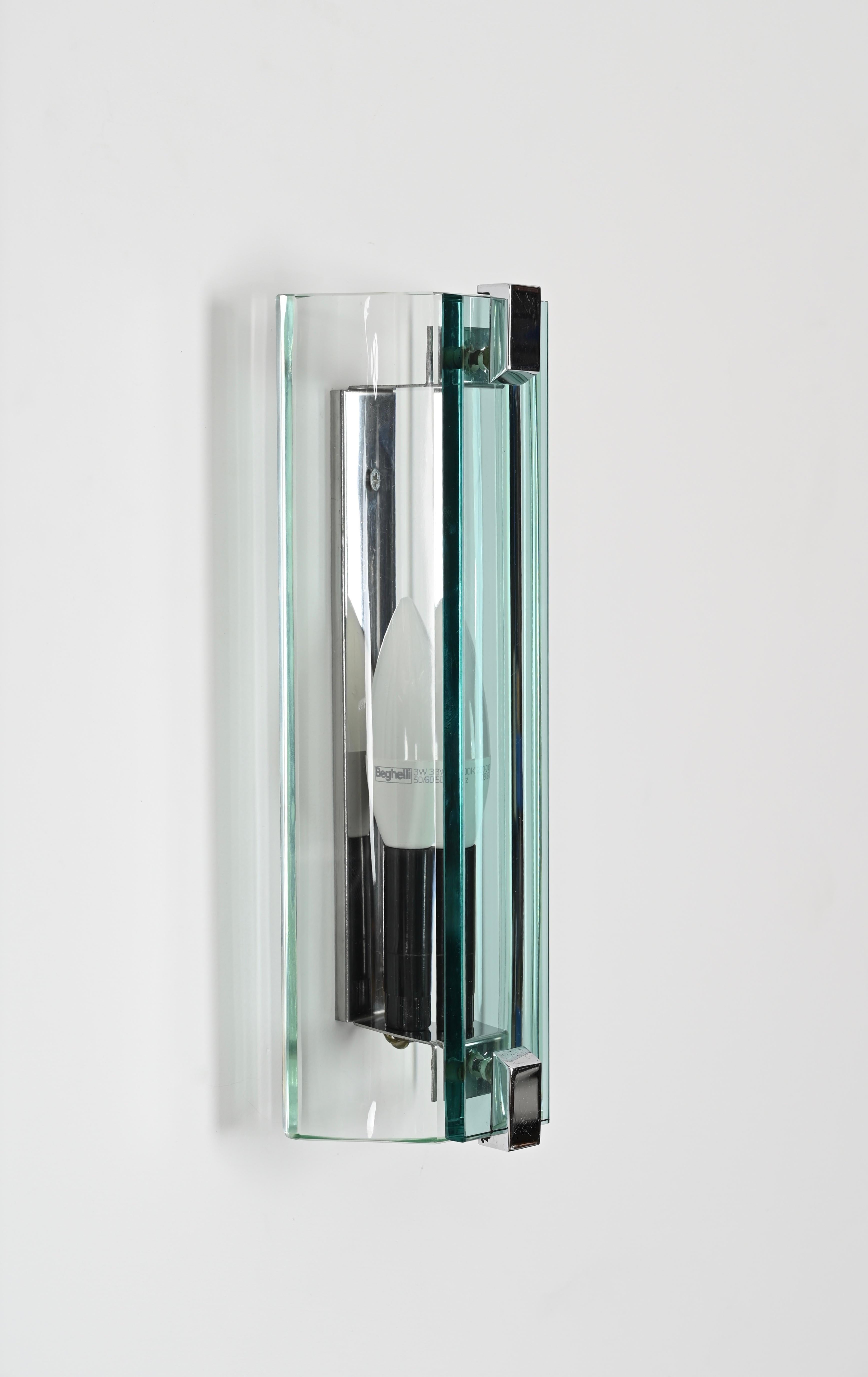 Tiffanyblaues italienisches Badezimmer-Waschtisch-Set Spiegel, Wandleuchter, Regal von VECA, 1970er Jahre im Zustand „Gut“ im Angebot in Roma, IT