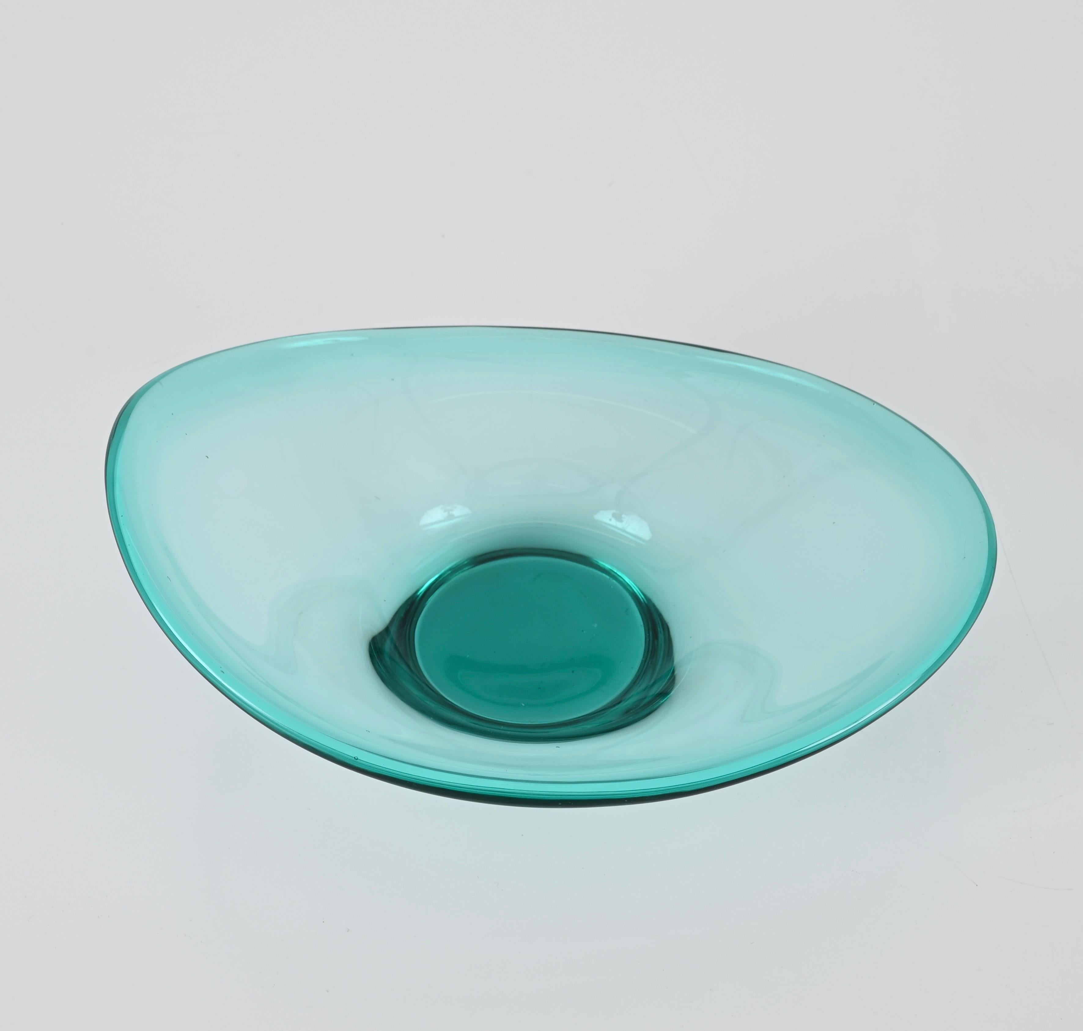 Hand-Crafted Tiffany Blue Murano Glass Bowl or Pocket Emptier, Italy, 1960s For Sale