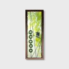 Une encaustique sur bois surréaliste « Shooting Skeets like Shooting Stars »