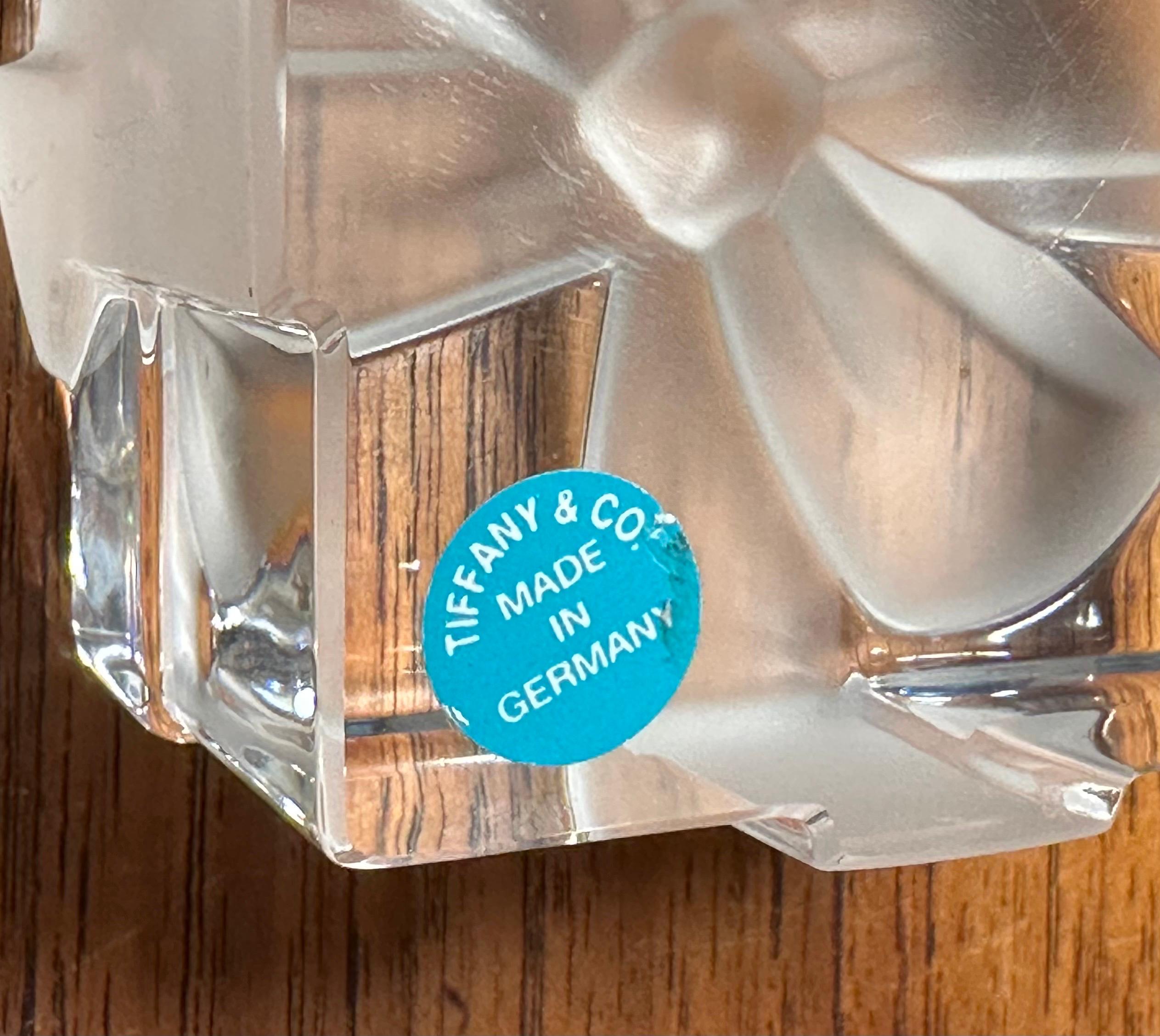 Fermacarte in cristallo Tiffany Box and Bow di Tiffany & Co. in vendita 2