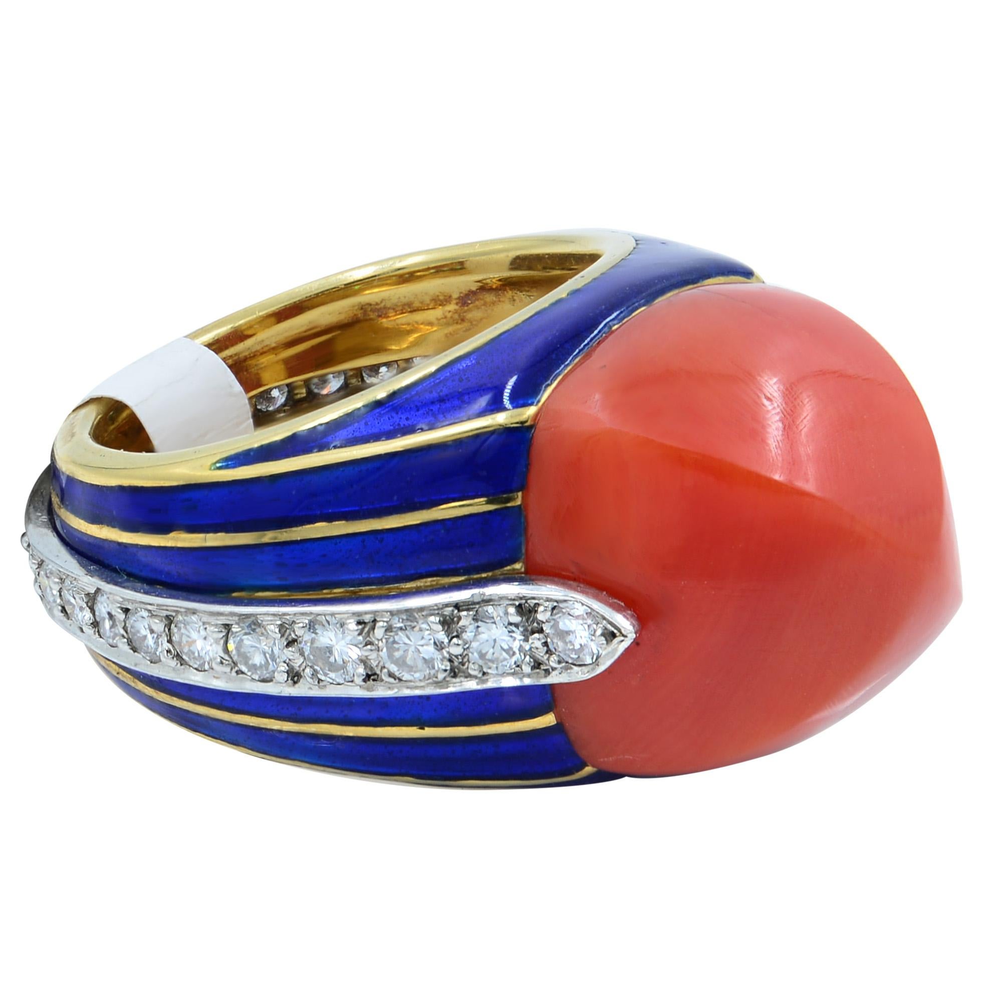 Tiffany & Co Circa 1970 Donald Clafin Coral Diamond Enamel Ring 18K Gold 17gr In Excellent Condition In New York, NY