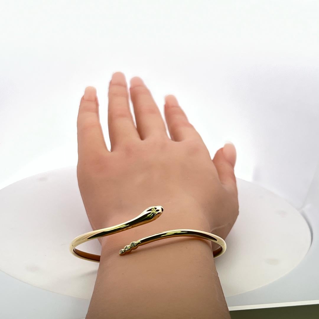 Tiffany & Co 0.06 Carat Round Diamond 18K YG Snake Bangle Bracelet For Sale 5