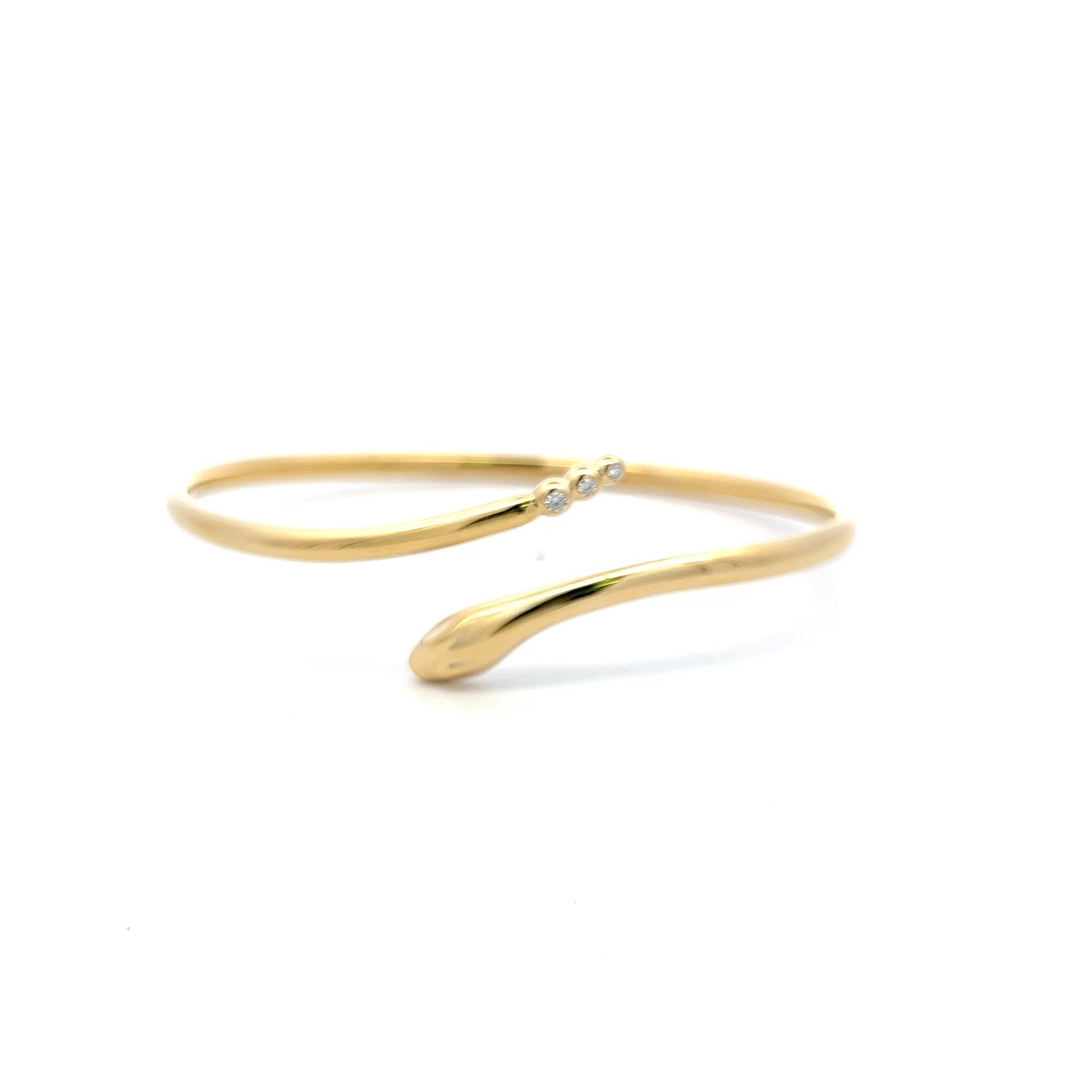 Women's Tiffany & Co 0.06 Carat Round Diamond 18K YG Snake Bangle Bracelet For Sale