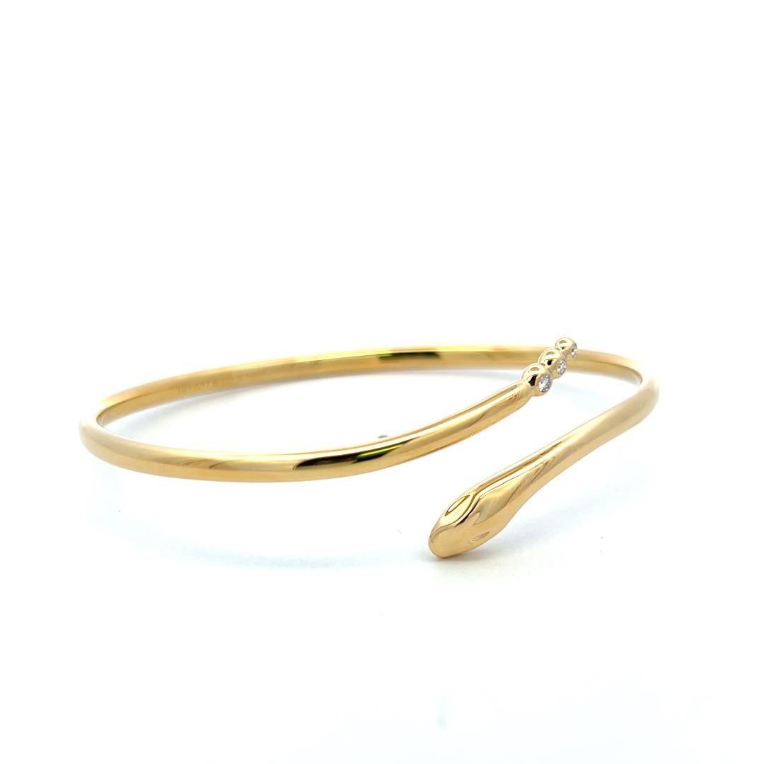 Tiffany & Co 0.06 Carat Round Diamond 18K YG Snake Bangle Bracelet For Sale 2