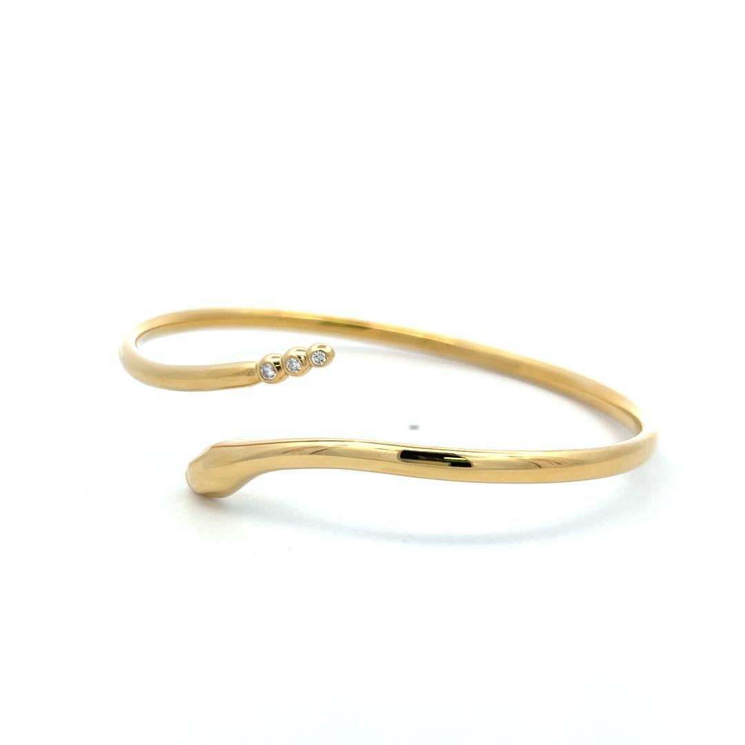 Tiffany & Co 0.06 Carat Round Diamond 18K YG Snake Bangle Bracelet For Sale 3