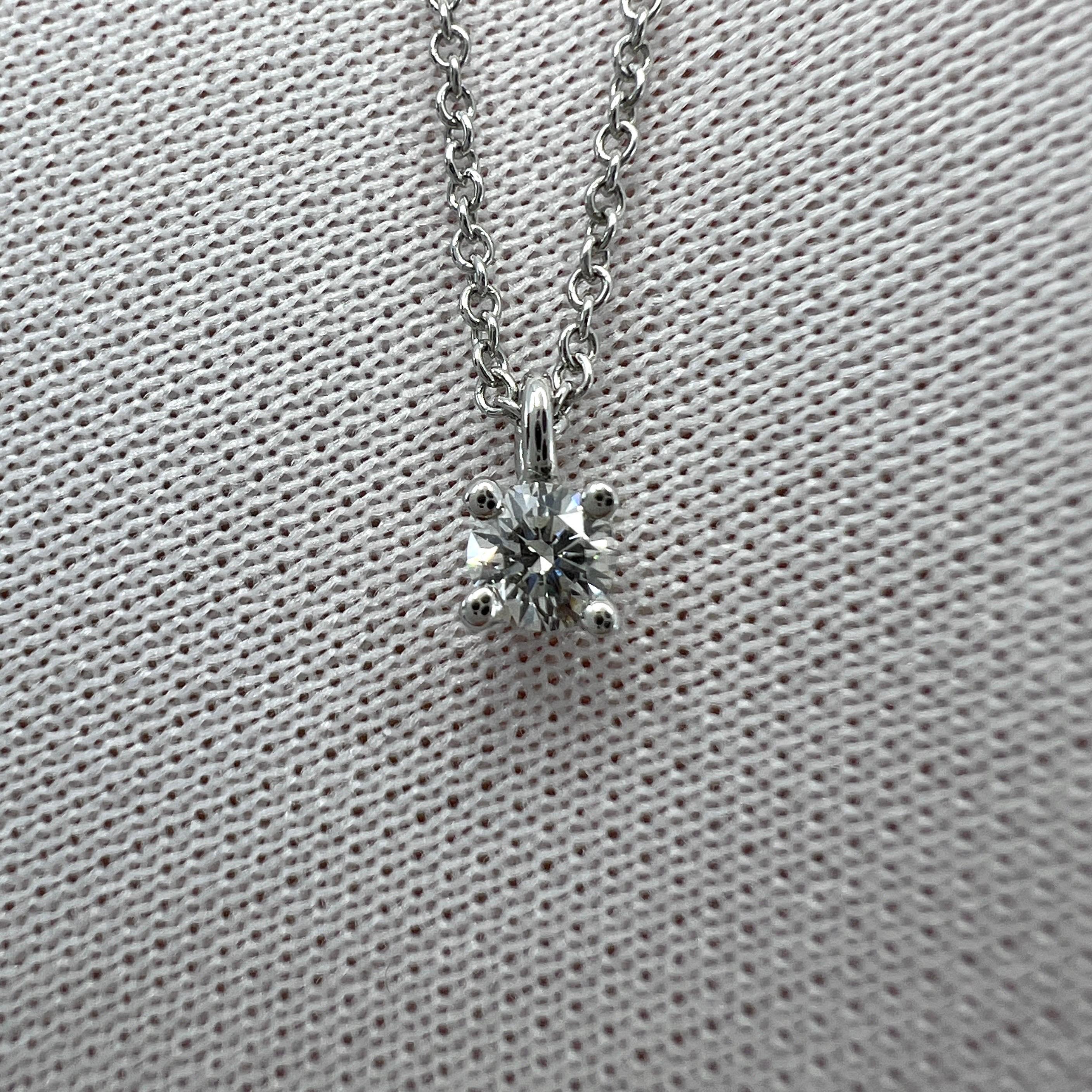 Women's Tiffany & Co. 0.17ct Natural Round Diamond Platinum Solitaire Pendant Necklace For Sale