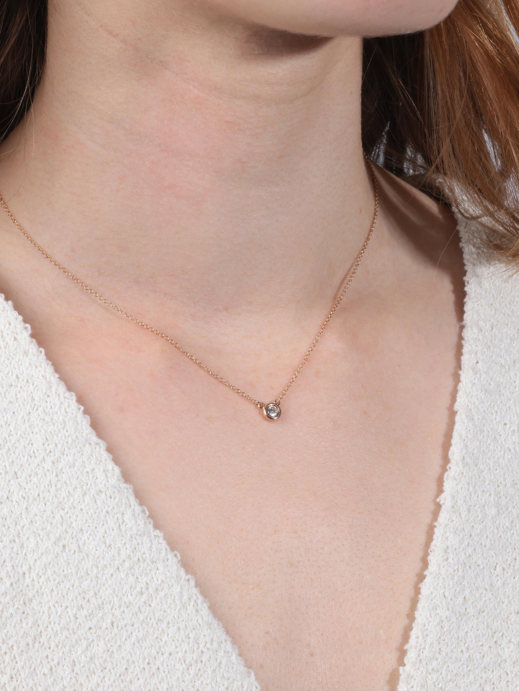 Tiffany & Co. 0.17ct Brilliant Cut 18ct Rose Gold Elsa Peretti Diamonds by the Yard Solitaire Pendant

Product Details
Xupes Ref: J1439
Brand: Tiffany & Co.
Model: Diamond by the Yard Necklace
Type: Pendant
RRP: £1,500
Material(s): 18ct Rose