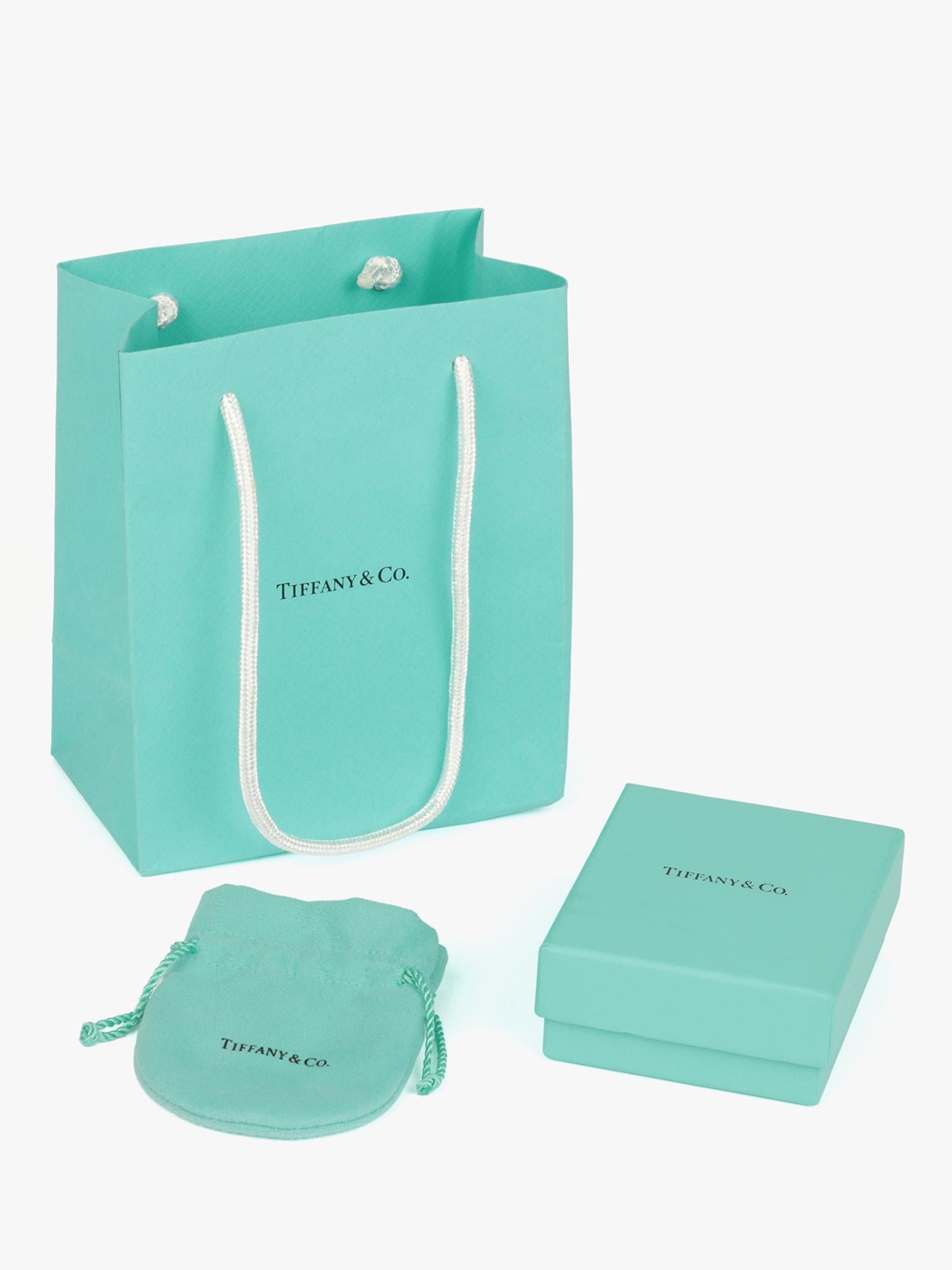 Ciondolo con diamanti in oro giallo 0.18ct di Tiffany & Co. In condizioni buone in vendita a Bishop's Stortford, Hertfordshire