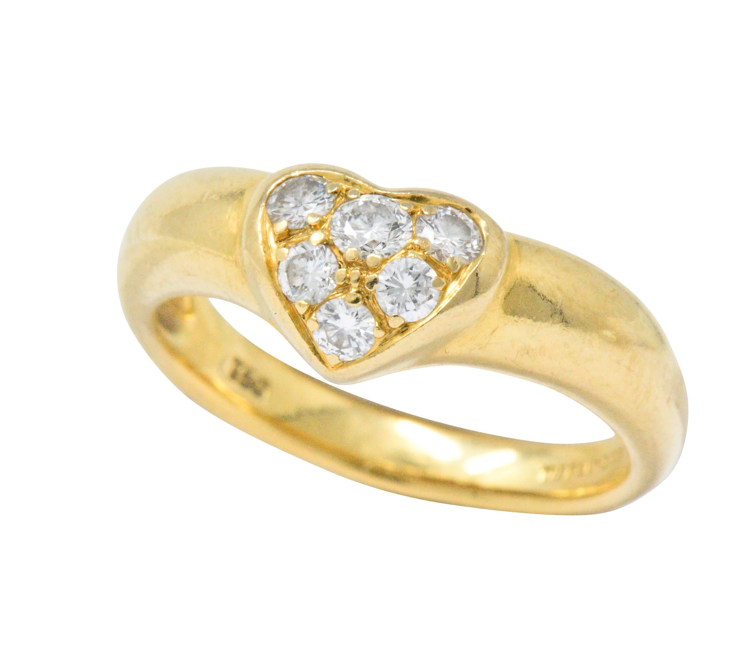 Tiffany & Co. 0.25 Carat Total Diamond and 18 Karat Gold Heart Ring In Excellent Condition In Philadelphia, PA