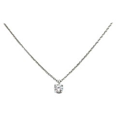Tiffany & Co. Collier avec pendentif solitaire en diamant de 0::25ct en platine