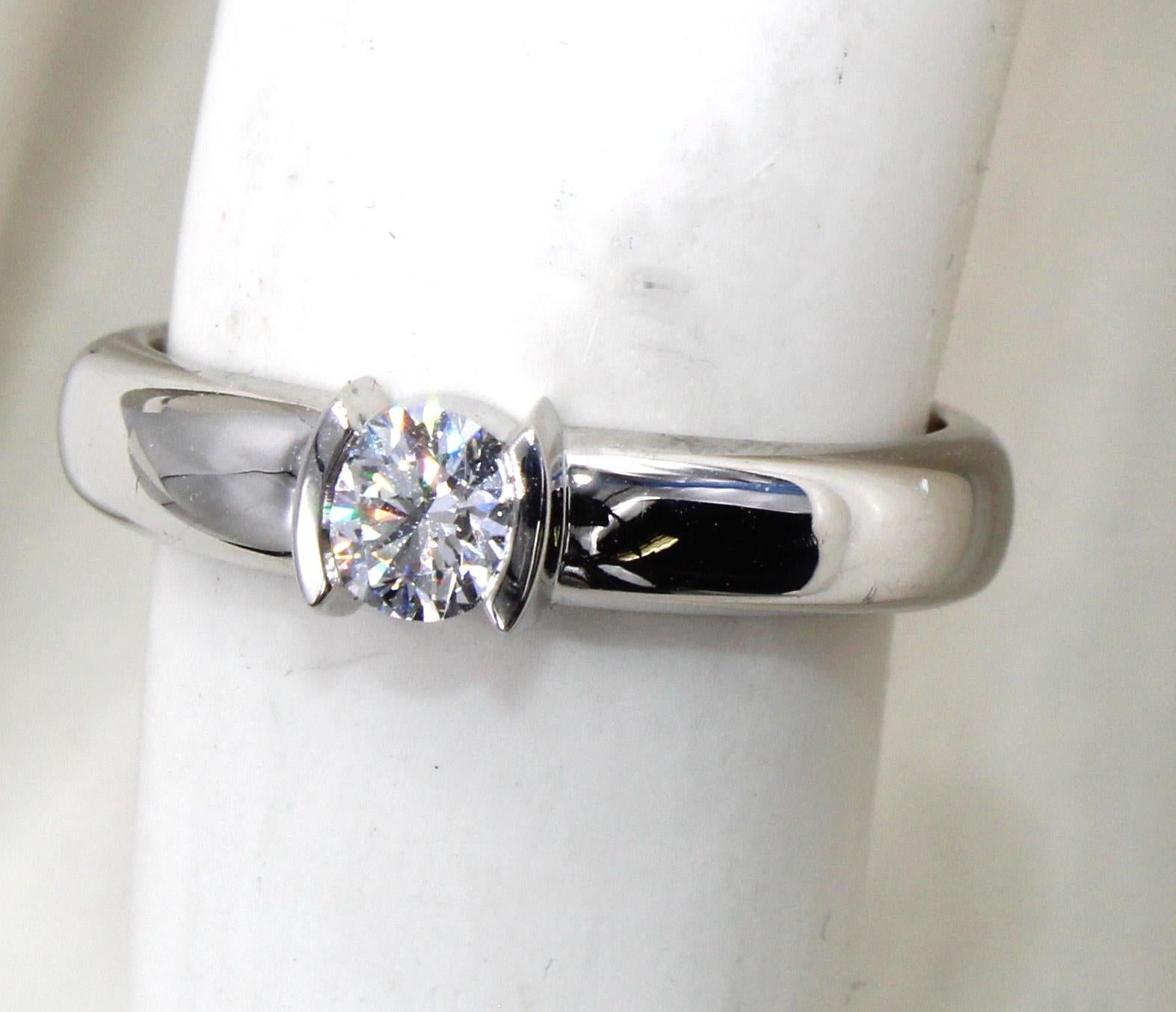 Women's or Men's Tiffany & Co. 0.26 Carat D VVS2 Diamond Platinum Engagement Ring