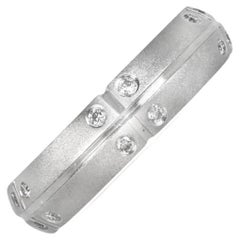 Tiffany & Co. 0,29 Karat runder Diamant-Hochzeitsring mit Brillantschliff, (Matte Oberfläche)