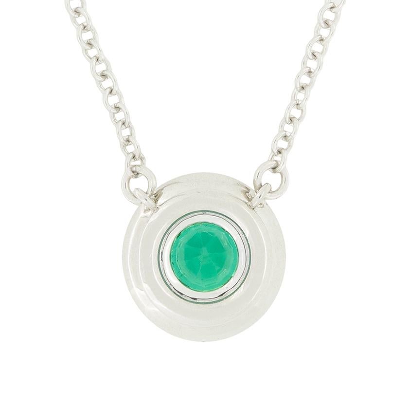 Taglio rotondo Ciondolo con smeraldo e diamante Soleste di Tiffany & Co. 0,30 ct. in vendita