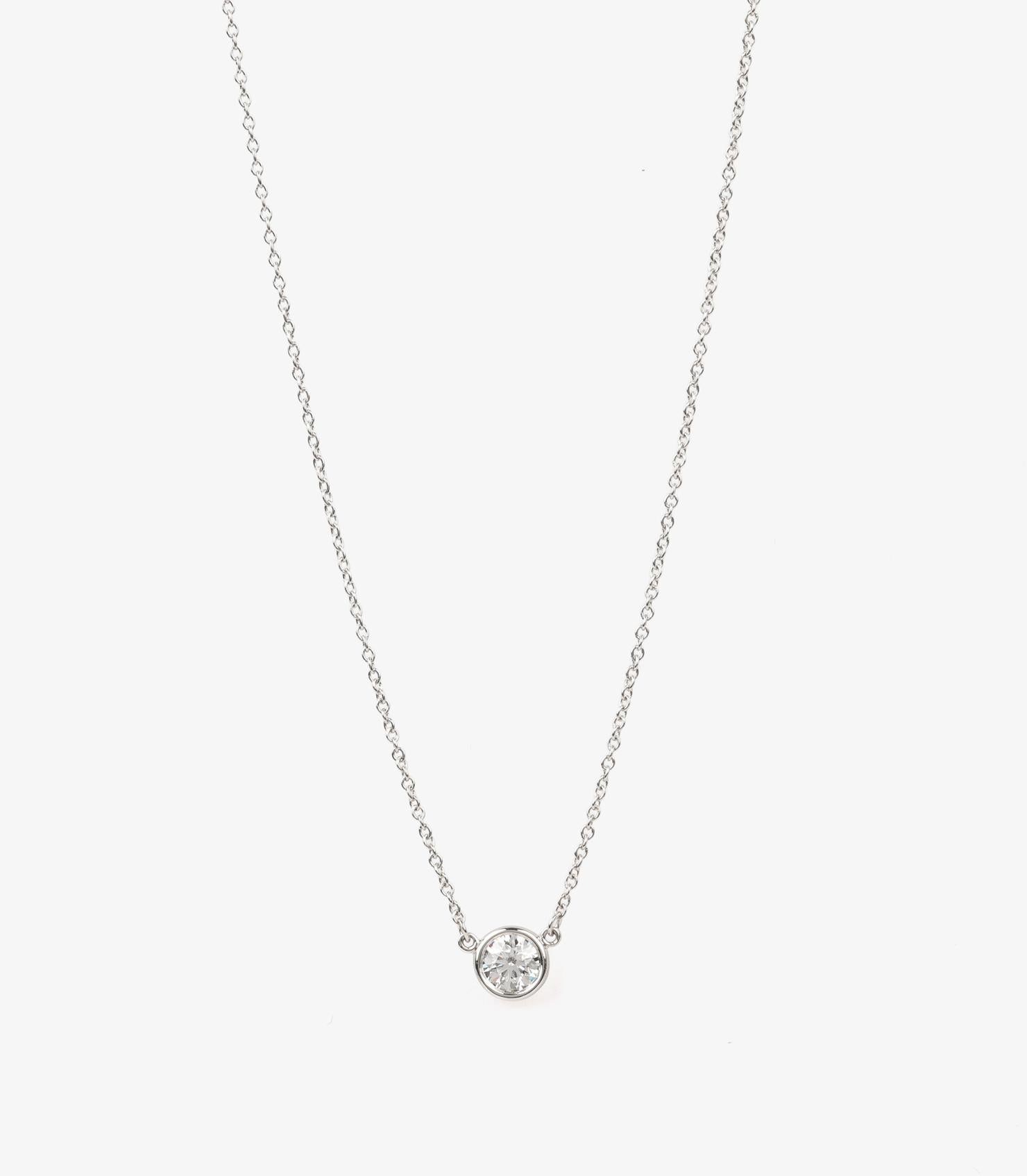 Tiffany & Co. Pendentif en platine avec diamant de 0,30ct par mètre 

Détails du produit
Xupes Ref : J1599
Marque : Tiffany & Co.
Modèle : Pendentif 