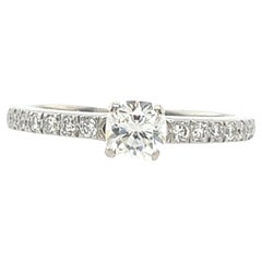 Tiffany & Co, bague de fiançailles en platine sertie d'un diamant coussin carré de 0,33 carat 