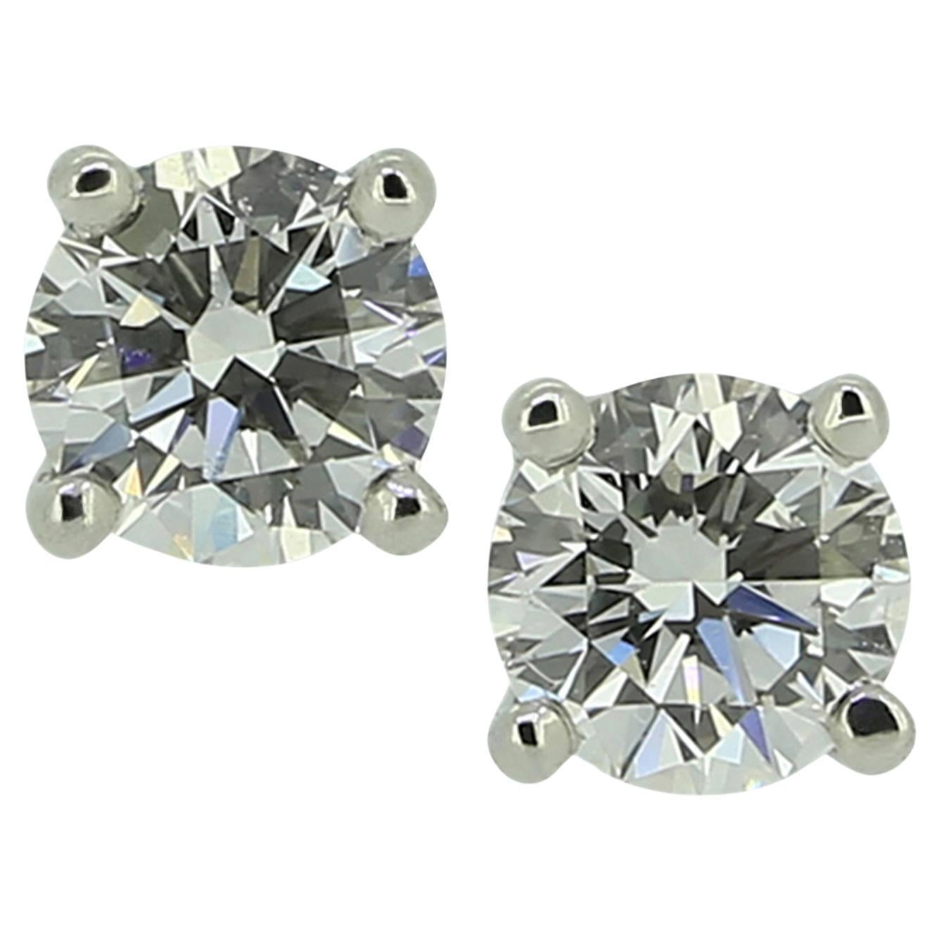 Tiffany 
Co. clous d
oreilles en diamants de 0.40 carat