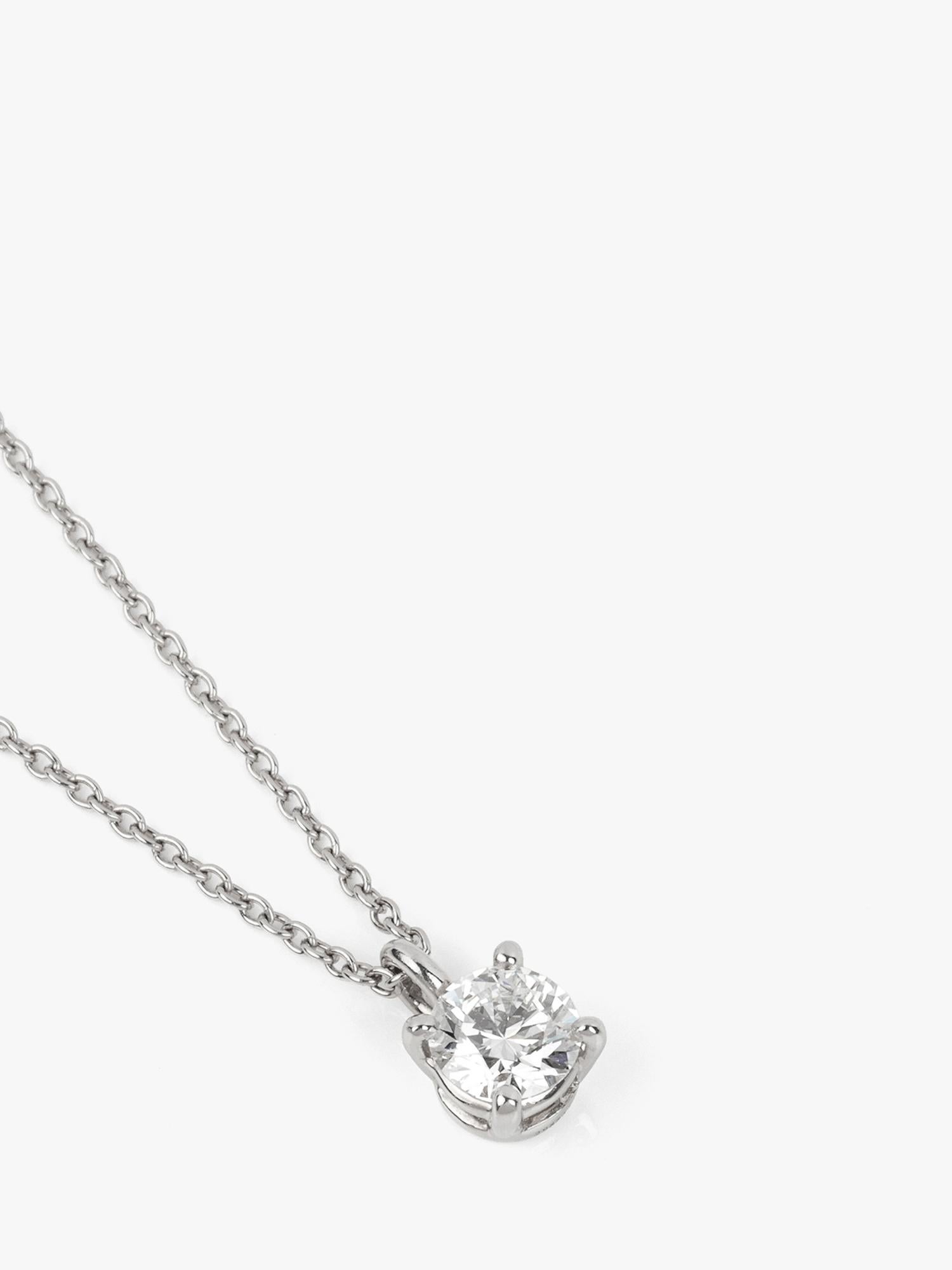 Tiffany & Co. Ciondolo solitario in platino con diamante taglio Brilliante da 0.40 ct.

Dettagli del prodotto
Xupes Ref: J1586
Marchio: Tiffany & Co.
Model: Ciondolo con diamante solitario
Tipo: Collana
Numero di serie: non definito
Accompagnato da: