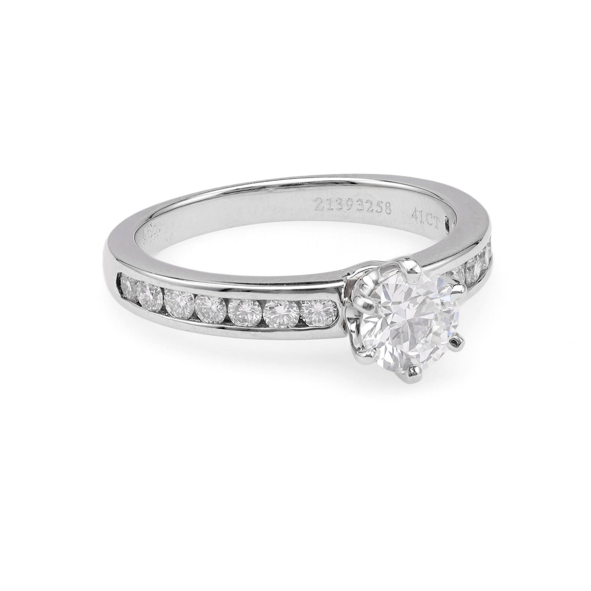Women's or Men's Tiffany & Co. 0.41 Carat Round Brilliant Cut Diamond Platinum Ring For Sale